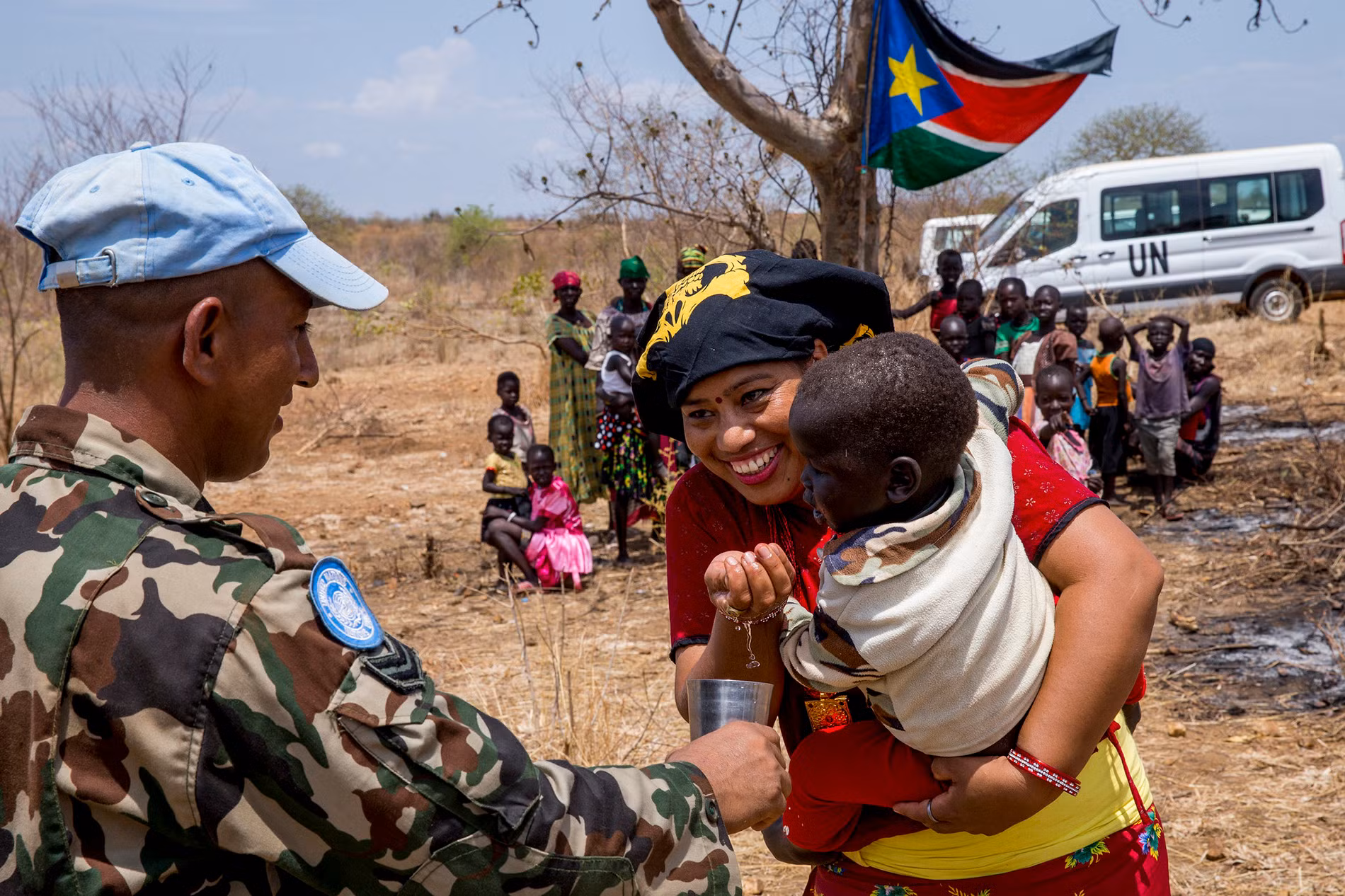Ngày 8/4/2016, Phái bộ Liên hợp quốc tại Nam Sudan đã bàn giao Cơ sở chăm sóc sức khỏe cơ bản được xây dựng hoàn toàn mới cho cộng đồng Moroyok tại Juba.