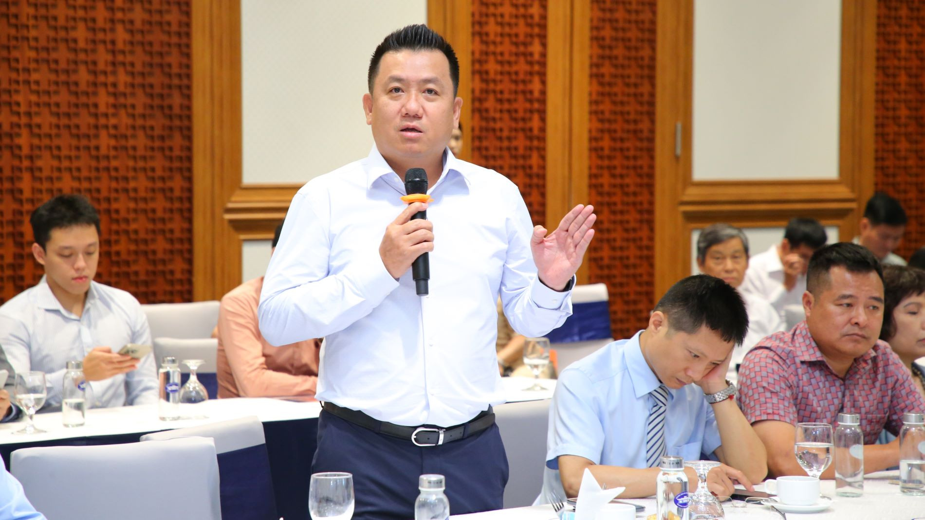 Ông Phạm Lâm, Trưởng Văn phòng đại diện Hiệp hội Bất động sản Việt Nam (VNREA) khu vực phía nam. (Ảnh: TÙNG DƯƠNG)