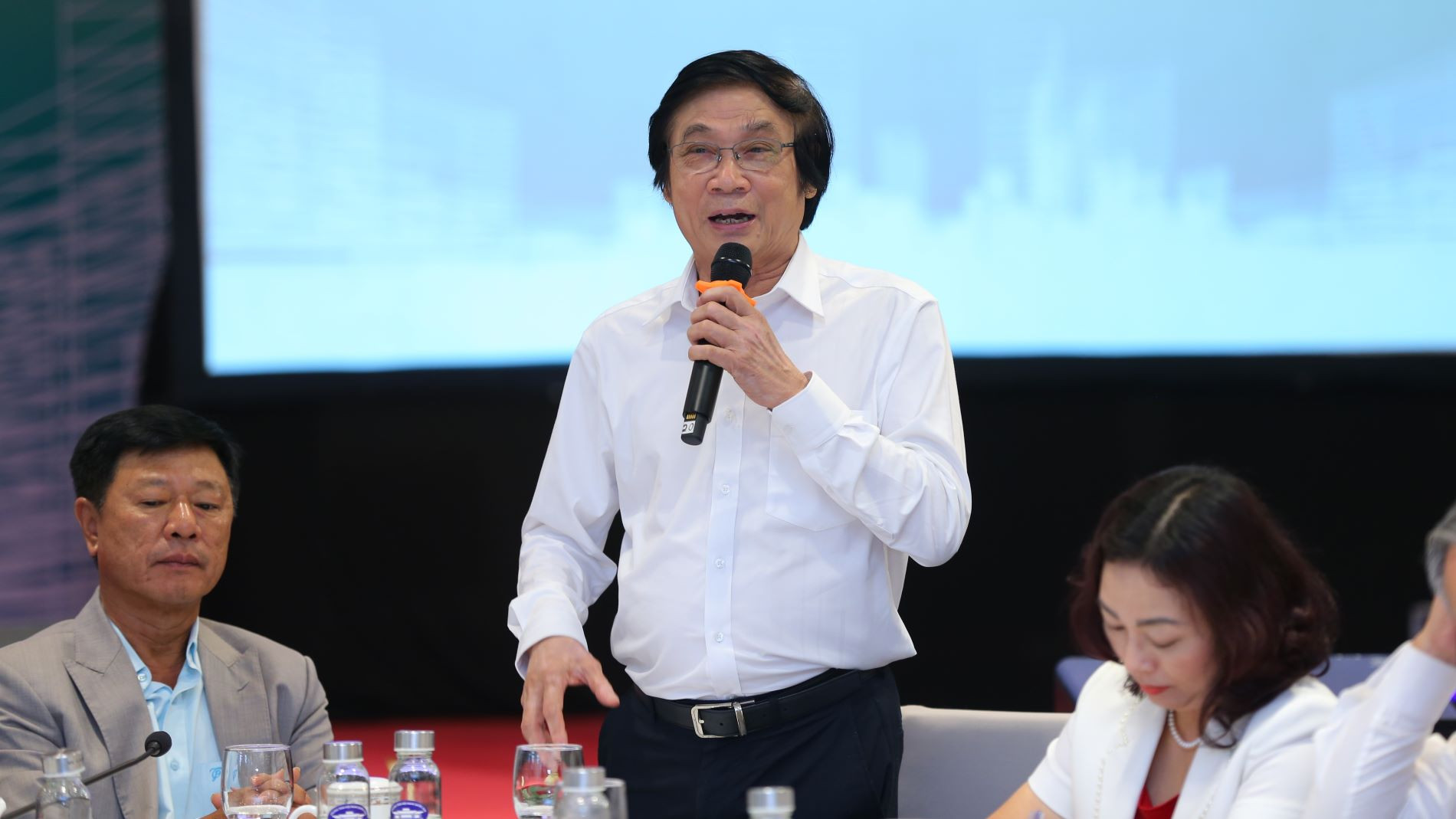 Kiến trúc sư Trần Ngọc Chính, Chủ tịch Hội quy hoạch và phát triển đô thị Việt Nam, Nguyên Thứ trưởng Xây dựng. (Ảnh: TÙNG DƯƠNG)