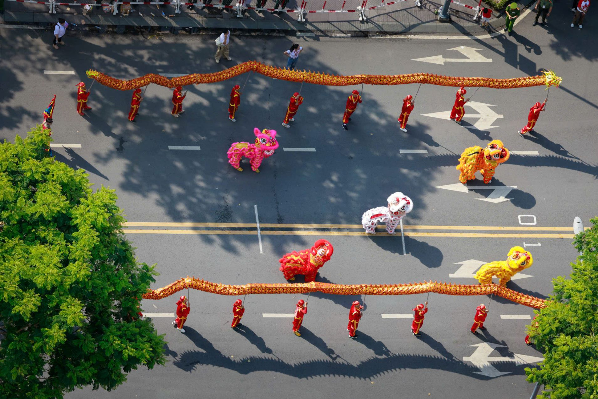 [Ảnh] Mãn nhãn với hình ảnh các khối diễu binh, diễu hành nhìn từ trên cao ảnh 12