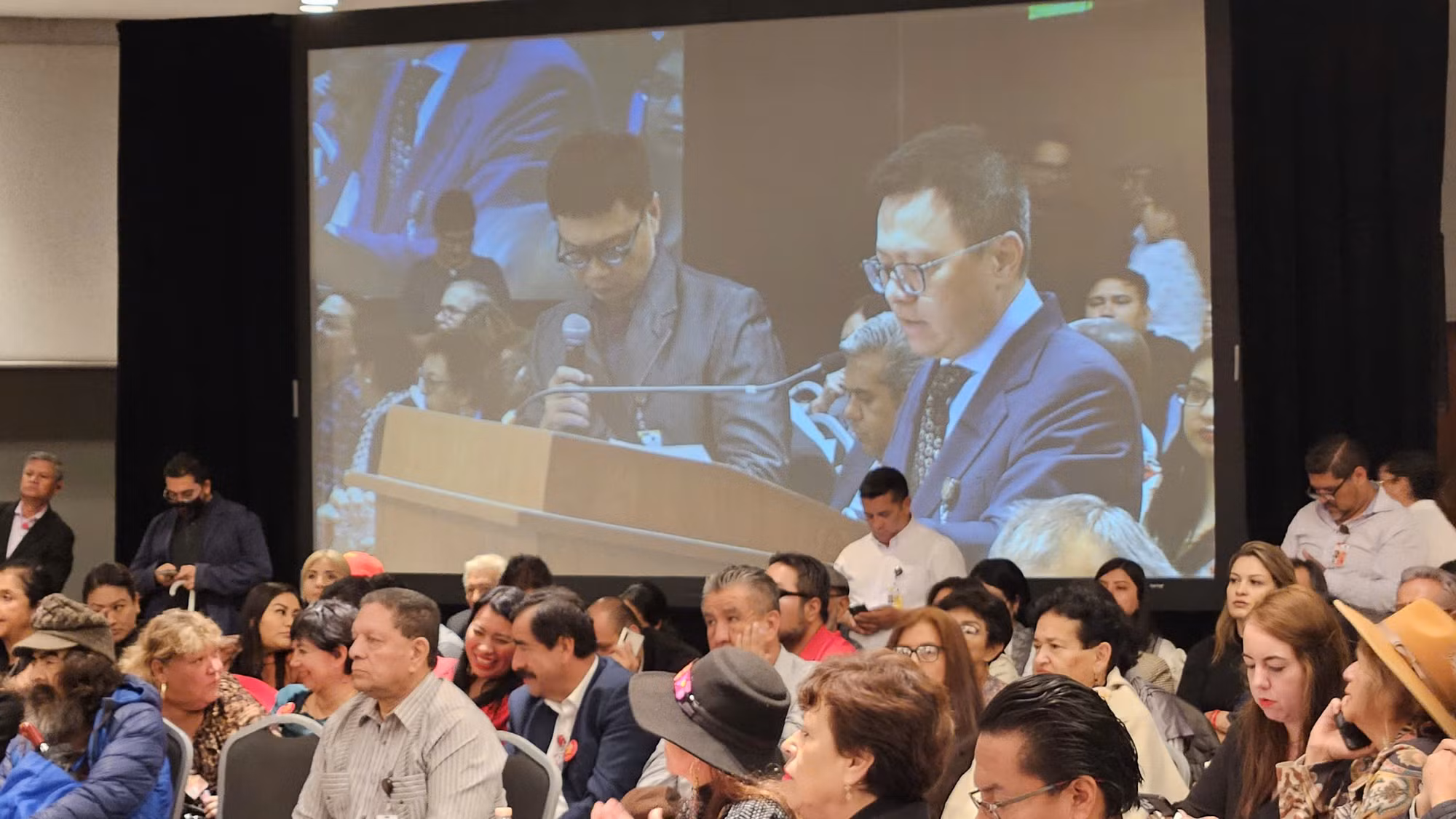 "Đảng Cộng sản Việt Nam sẵn sàng trao đổi và chia sẻ kinh nghiệm, bài học của quá trình Đổi mới với tất cả các chính đảng, các nước”, đồng chí Lê Quốc Minh phát biểu. (Ảnh: Phi Hùng/TTXVN)