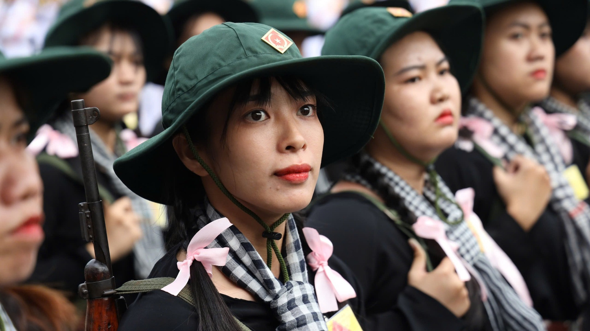 Khối nữ du kích miền nam tại Lễ ra quân huấn luyện năm 2025 và phát động thi đua cao điểm "Thần tốc - Quyết thắng".