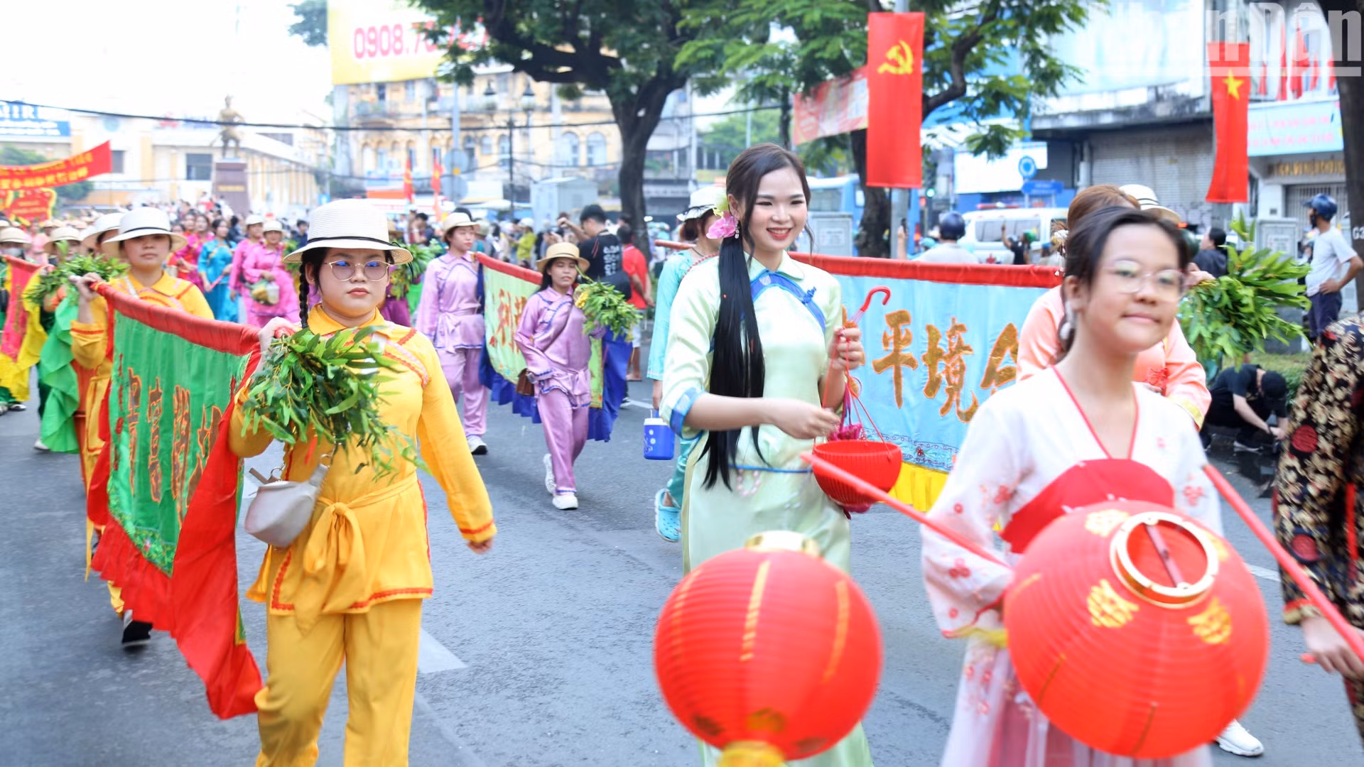 Lễ hội Tết Nguyên tiêu mang giá trị kết nối cộng đồng, giao lưu, giao thoa văn hóa. Thông qua lễ hội, nhiều giá trị văn hóa truyền thống của người Hoa được giữ gìn và phát huy, là dịp để thể hiện, giới thiệu, lưu giữ các truyền thống văn hóa đặc sắc.