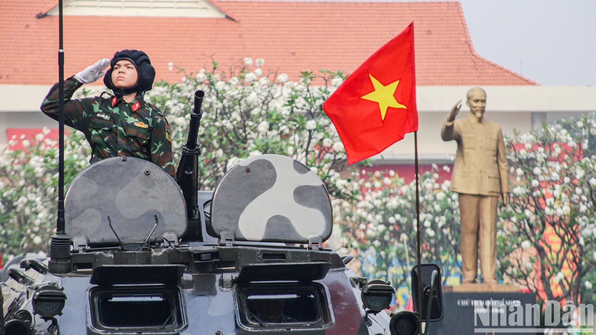 Bộ Tư lệnh Thành phố Hồ Chí Minh tổ chức lễ ra quân huấn luyện năm 2025 và phát động đợt thi đua cao điểm "Thần tốc - Quyết thắng" làm trước cho toàn quân, là một trong những sự kiện quan trọng, mở đầu cho các hoạt động lập thành tích chào mừng kỷ niệm 50 năm Ngày Giải phóng miền nam, thống nhất đất nước (30/4/1975-30/4/2025) và 135 năm Ngày sinh Chủ tịch Hồ Chí Minh (19/5/1890-19/5/2025)