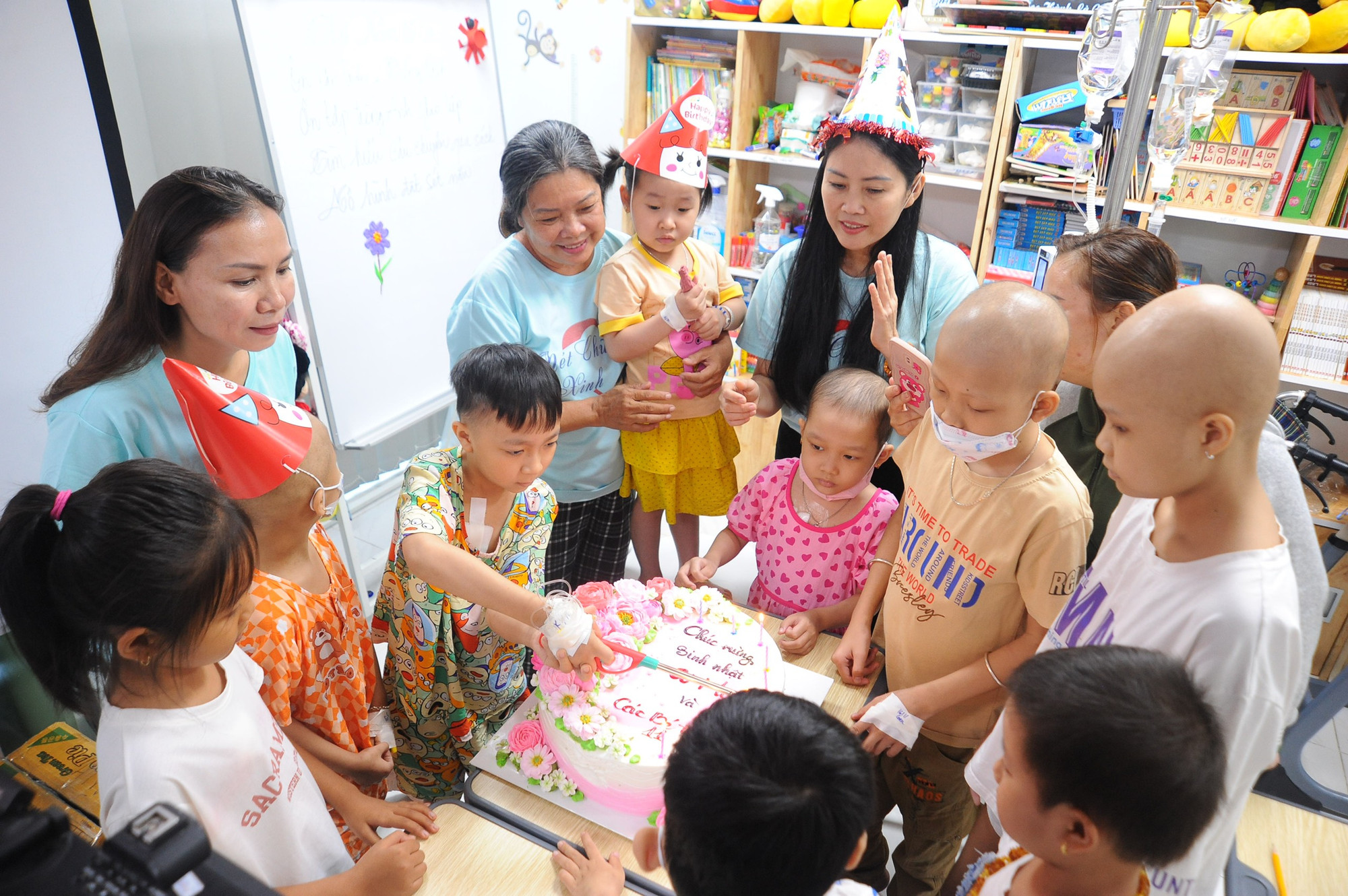 Nhớ lắm những buổi sinh nhật ấm cúng.