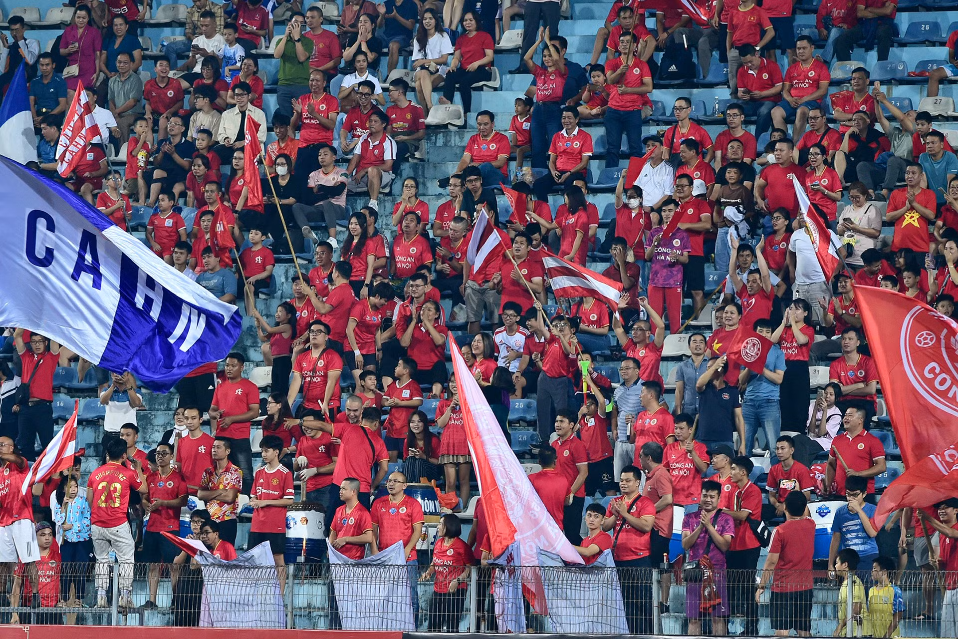 1-1 cũng là tỷ số chung cuộc trong cuộc đối đầu giữa Công an Hà Nội và Quy Nhơn Bình Định trong trận ra màn V-League 2023/2024.