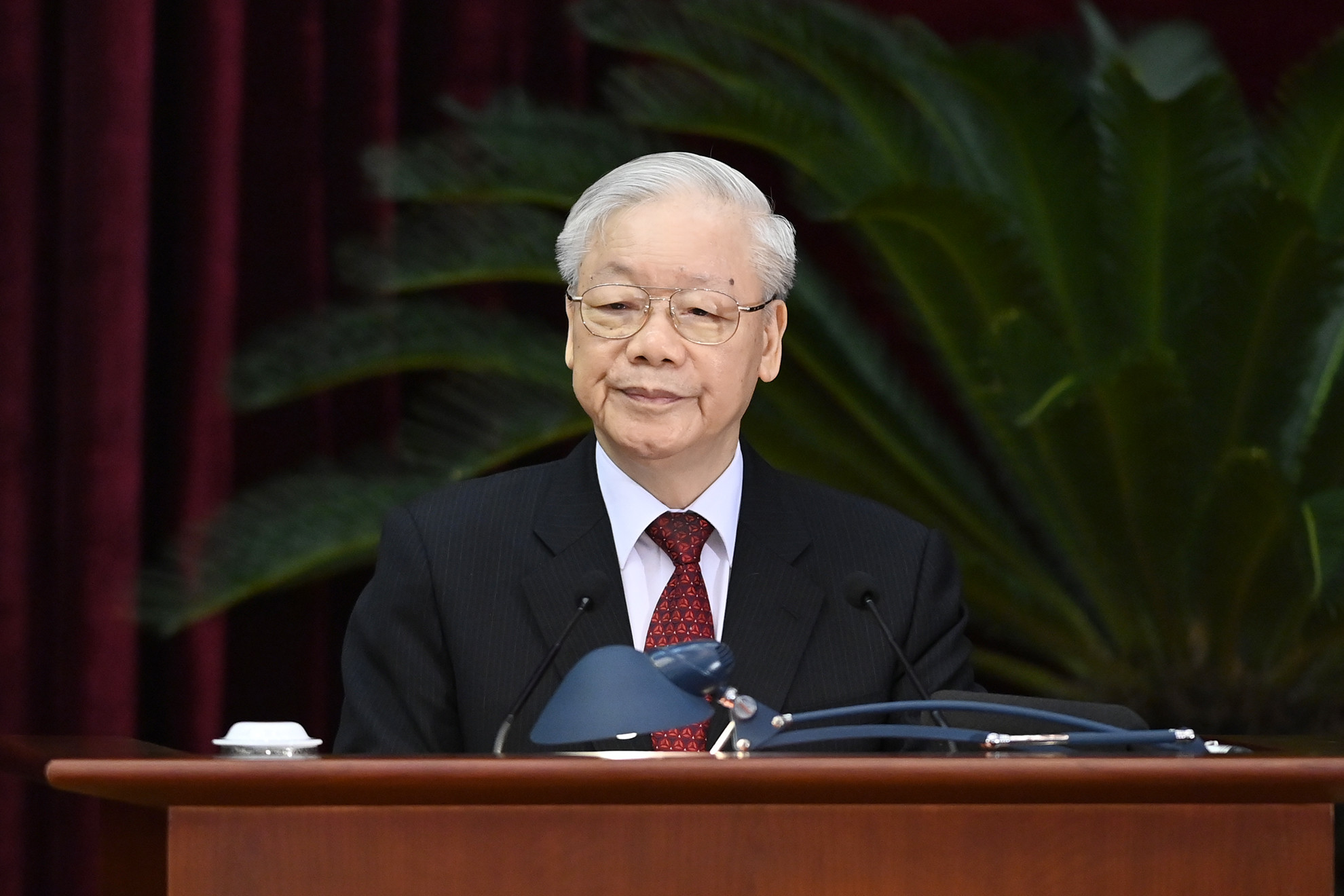 Tổng Bí thư Nguyễn Phú Trọng phát biểu bế mạc hội nghị.