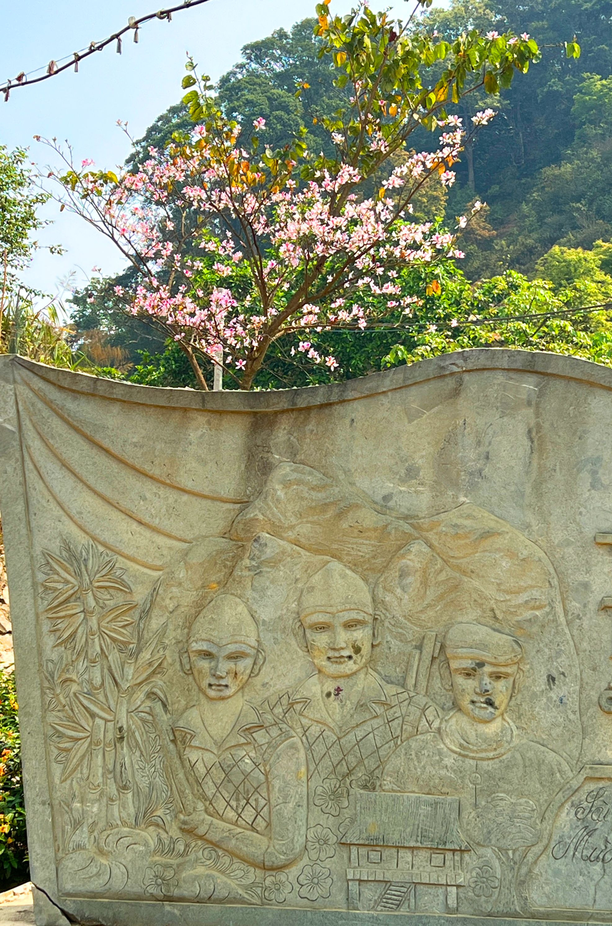 Câu chuyện ký ức gian lao khiến chúng ta thấm thía hơn giá trị của hòa bình, độc lập.