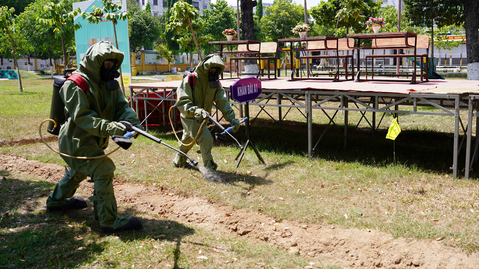 Để xây dựng các phương án ứng phó sát thực tế, các cơ quan, đơn vị trong Lữ đoàn đã phối hợp chặt chẽ với các đơn vị bạn, khảo sát kỹ lưỡng thực địa tại các khu vực trọng yếu dự kiến diễn ra hoạt động diễu binh, diễu hành và các sự kiện khác trong khuôn khổ Lễ kỷ niệm 50 năm thống nhất đất nước.