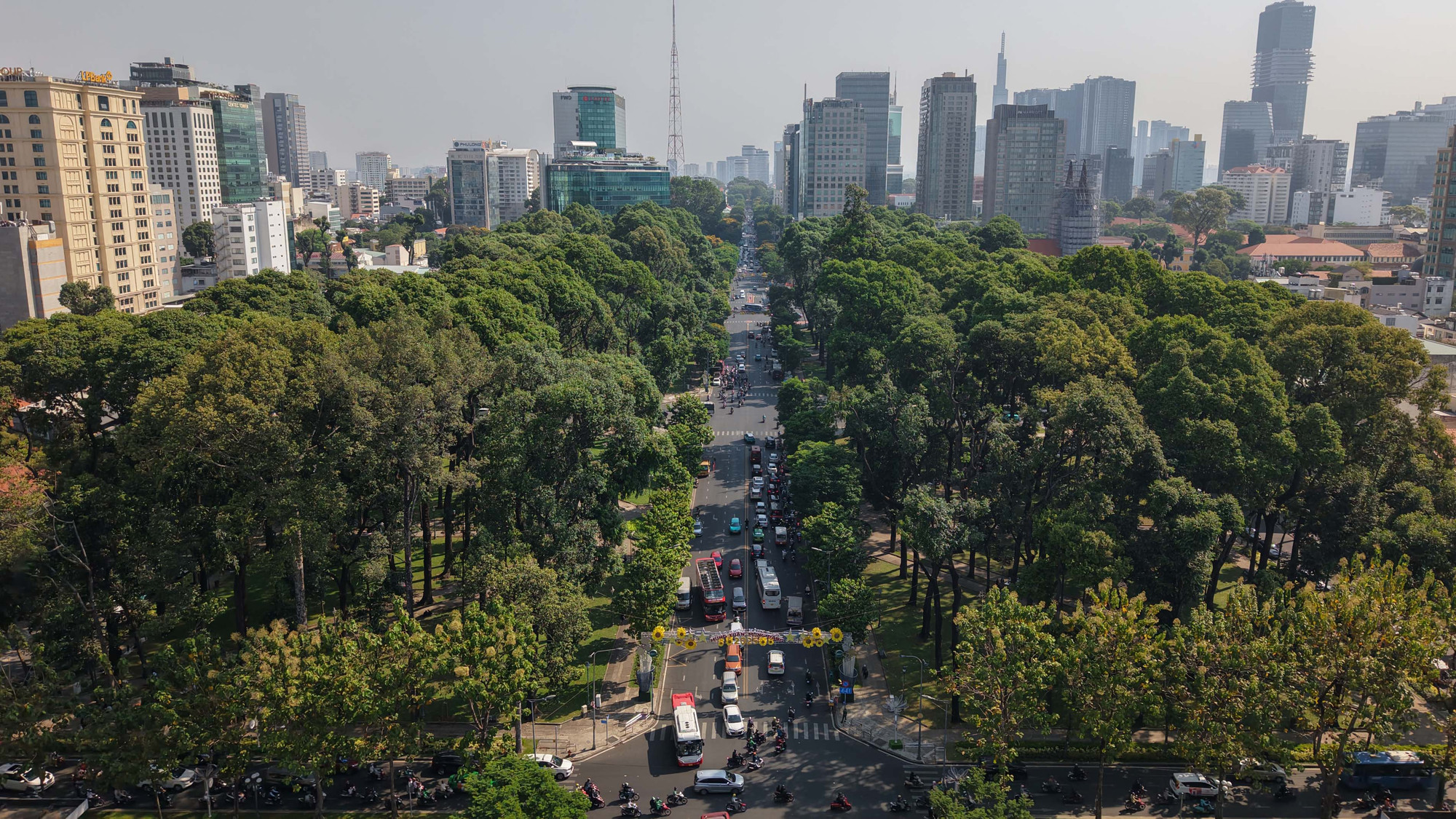 Với tiến độ hiện tại, công tác chuẩn bị cho lễ kỷ niệm 50 năm Ngày giải phóng miền nam, thống nhất đất nước đang được triển khai khẩn trương, hướng đến một sự kiện trọng đại mang ý nghĩa đặc biệt đối với Thành phố Hồ Chí Minh nói riêng và cả nước nói chung.