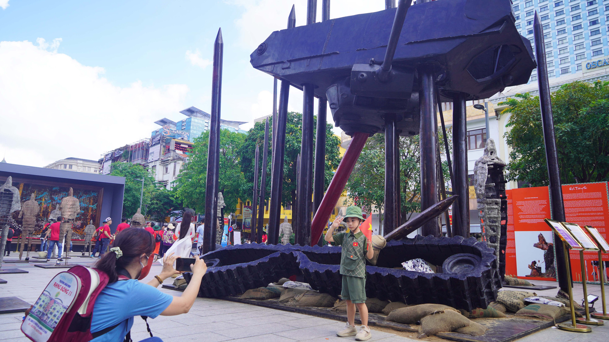 Những hình ảnh dễ thương của những mầm non tương lai của đất nước.