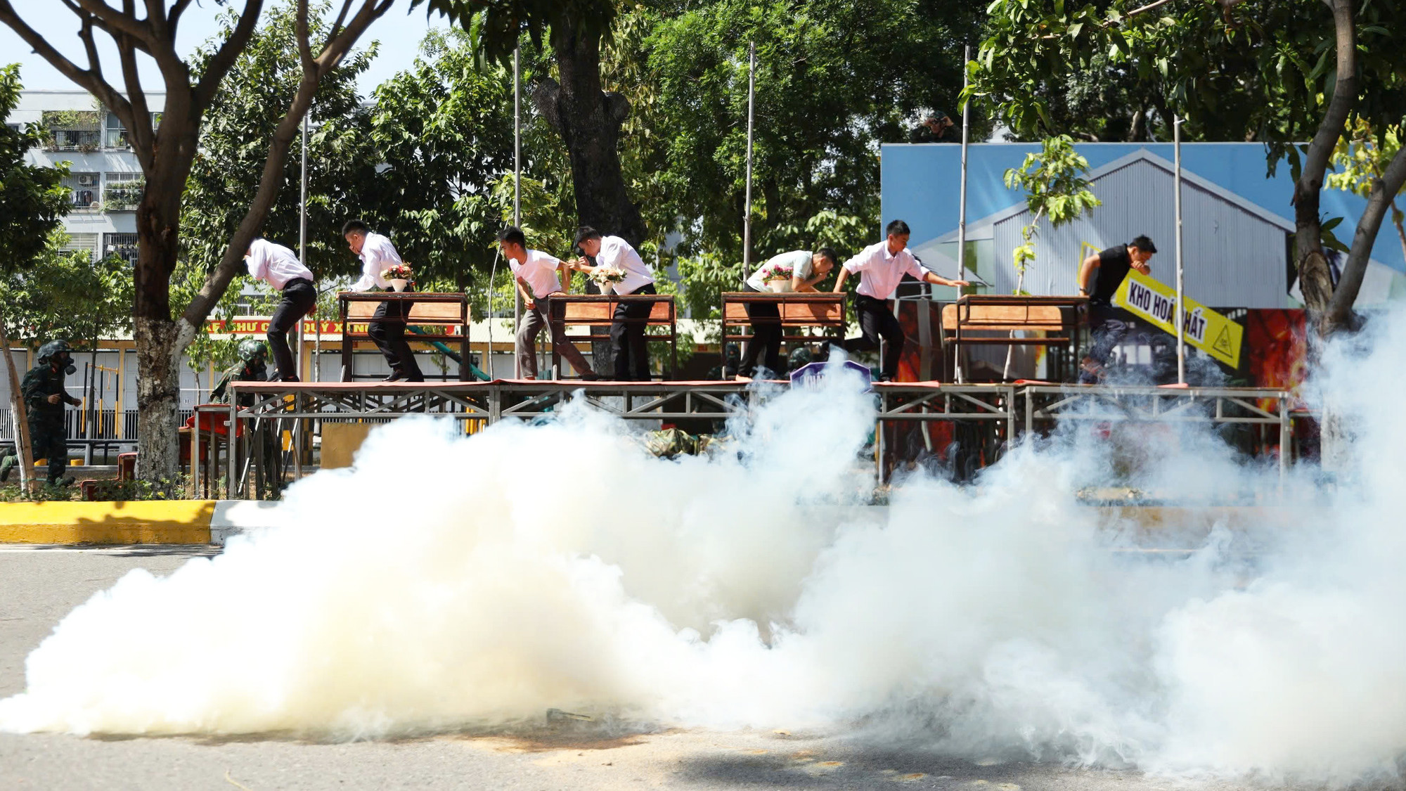 Trước thềm Lễ kỷ niệm 50 năm Ngày Giải phóng miền nam, thống nhất đất nước (30/4/1975-30/4/2025), Lữ đoàn Phòng hóa 87, Binh chủng Hóa học đang gấp rút hoàn tất mọi công tác chuẩn bị, sẵn sàng trở thành lá chắn thép bảo đảm an toàn tuyệt đối về hóa học, sinh học, phóng xạ, hạt nhân, đặc biệt cho hoạt động trọng đại diễu binh, diễu hành tại Thành phố Hồ Chí Minh.