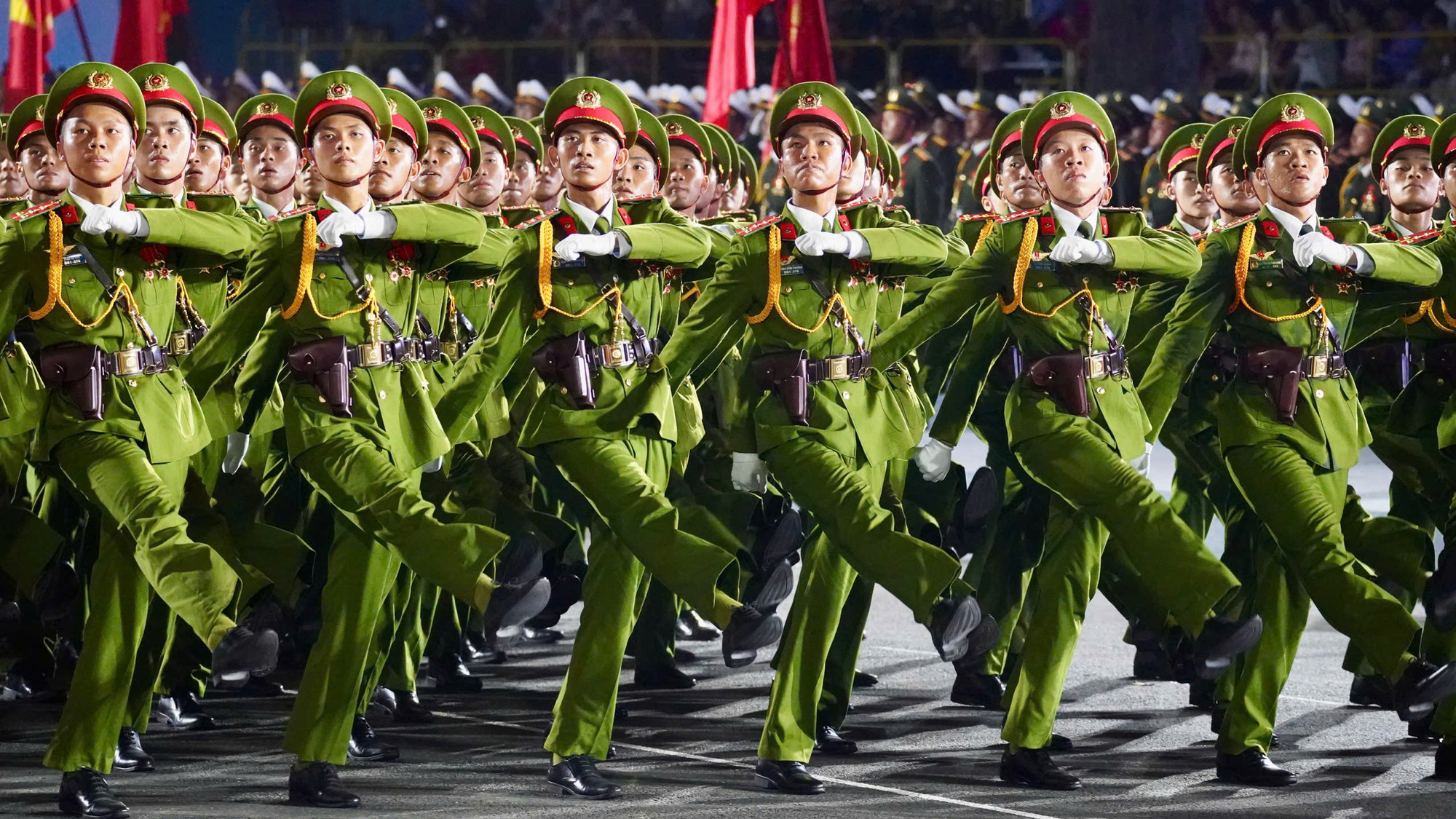 Khối Công an nhân dân tham gia hợp luyện. Khối Công an nhân dân tham gia hợp luyện.