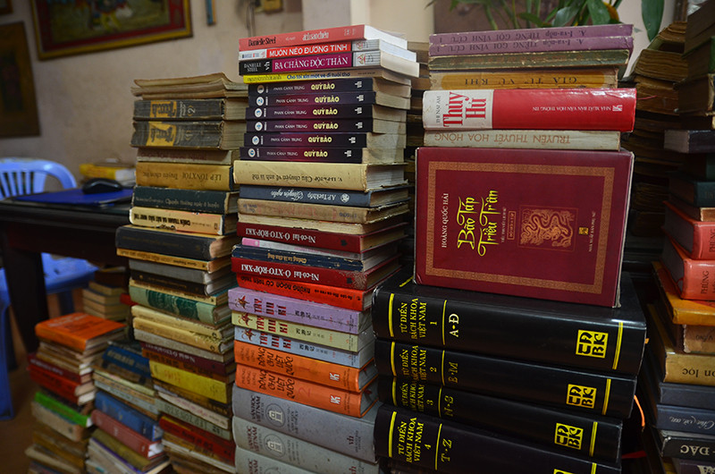 Những cuốn sách cũ sẽ được trao tặng sách đến nhiều nơi như trường đại học, trường mẫu giáo, cơ sở tôn giáo, các lớp học tình thương, kết nối với những dự án giáo dục khác. Những cuốn sách cũ sẽ được trao tặng sách đến nhiều nơi như trường đại học, trường mẫu giáo, cơ sở tôn giáo, các lớp học tình thương, kết nối với những dự án giáo dục khác.