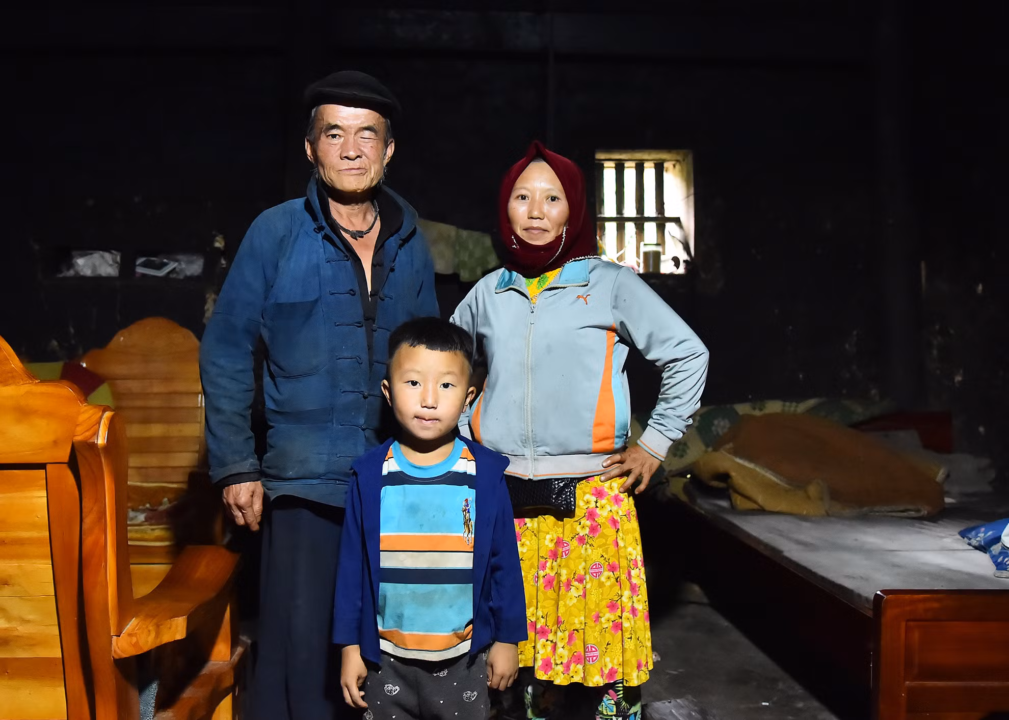 Các thế hệ sinh sống trong Nhà của Pao, ngôi nhà mang vẻ yên bình, mộc mạc có lịch sử hơn 100 năm tuổi.