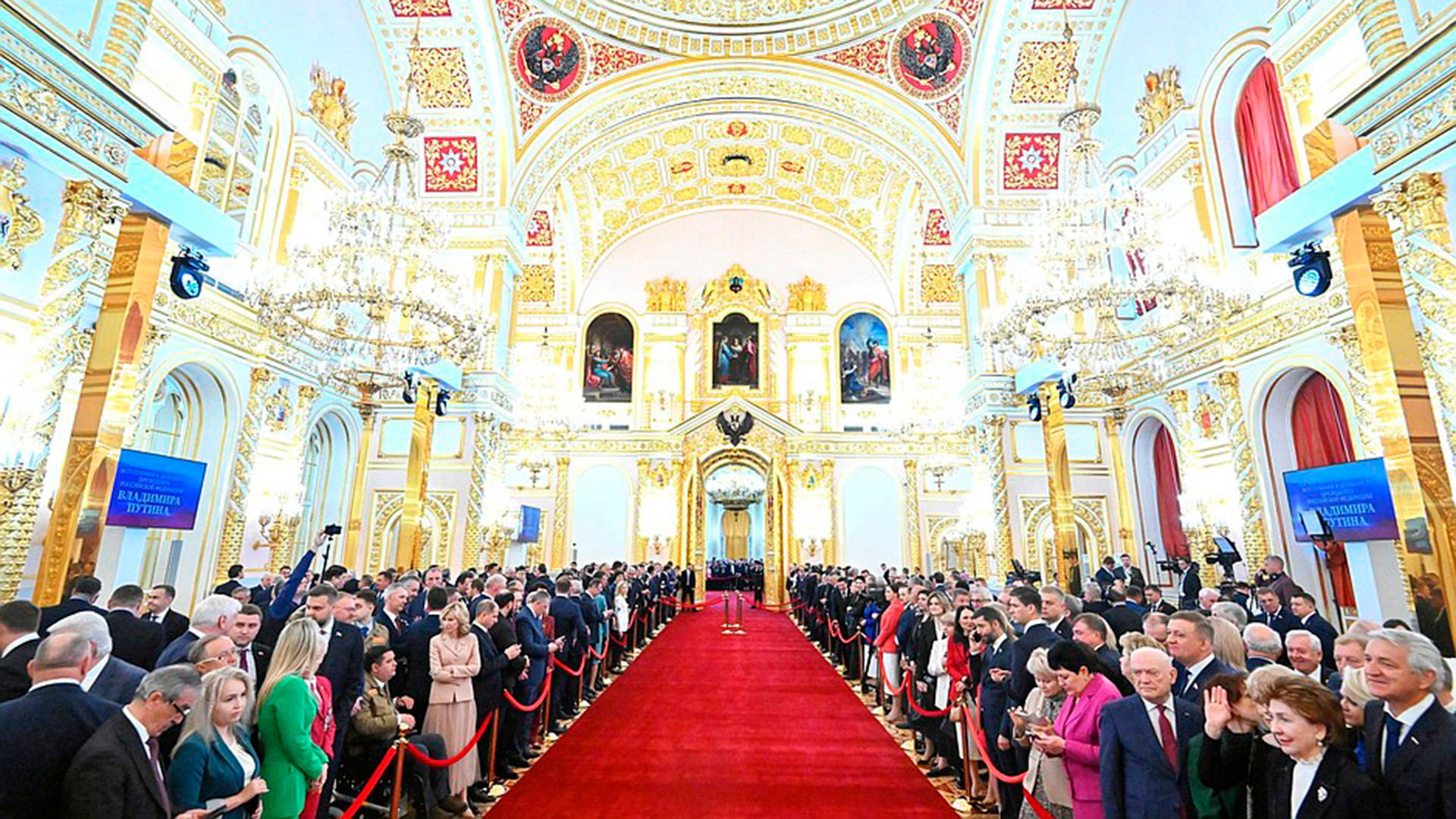 Khoảng 2.600 đại biểu và khách mời tham dự buổi lễ. (Ảnh: KREMLIN.RU)