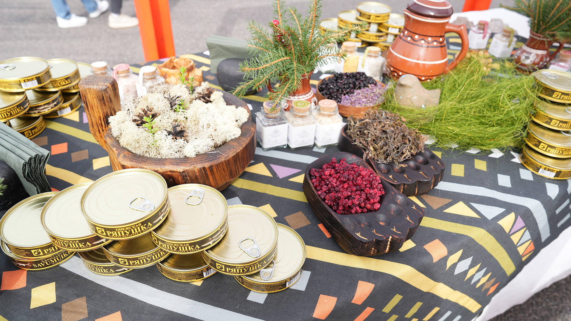 Tham dự sự kiện còn có cả lãnh đạo các khu vực của Nga. Ông Roman Starovoyt, Thống đốc Vùng Kursk cho rằng, Lễ hội ẩm thực giúp các du khách đến Nga hiểu được đất nước Nga rộng lớn và có di sản văn hóa phong phú như thế nào. Ẩm thực vùng miền cũng là di sản văn hóa Nga.