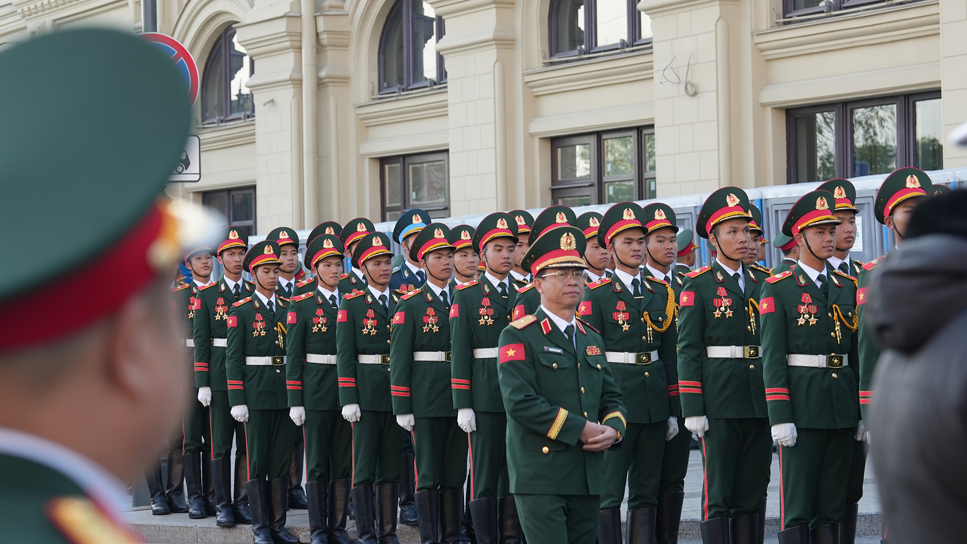 Đoàn Quân đội nhân dân Việt Nam cho biết rất vui mừng, phấn khởi khi Bộ trưởng Quốc phòng, Đại tướng Phan Văn Giang vừa gửi thư biểu dương, đánh giá cao ý chí, nỗ lực, quyết tâm của các quân nhân trong luyện tập để tham gia Lễ duyệt binh sắp tới.