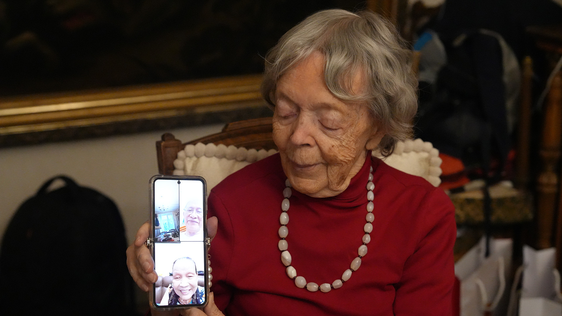 Bà Sophia Korchikova giới thiệu về các học trò. (Ảnh: XUÂN HƯNG) Bà Sophia Korchikova giới thiệu về các học trò. (Ảnh: XUÂN HƯNG)