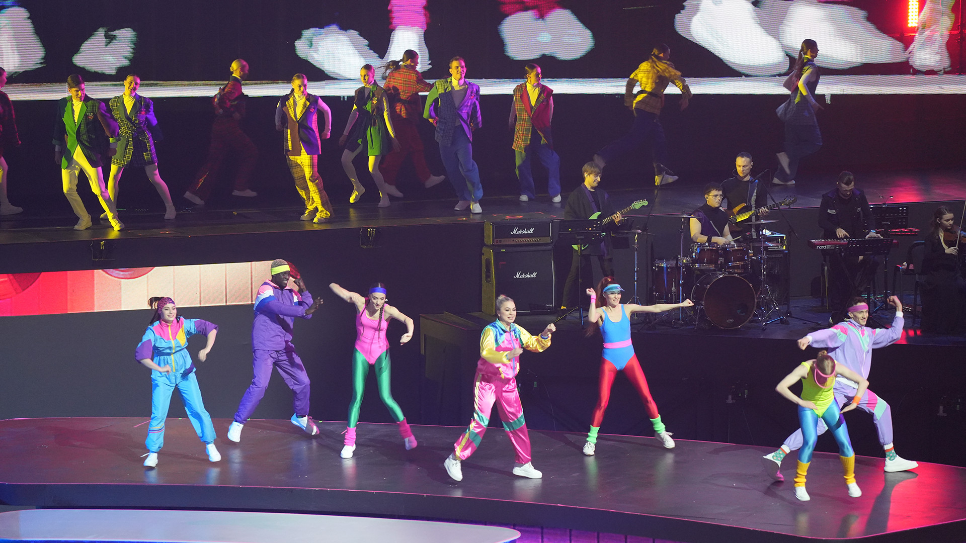 Tổng thống Nga nhấn mạnh, chắc chắn tại Liên hoan năm nay người tham gia sẽ nhận được rất nhiều cảm xúc tích cực và khi trở về nhà họ sẽ đầy ắp tình yêu dành cho nước Nga.