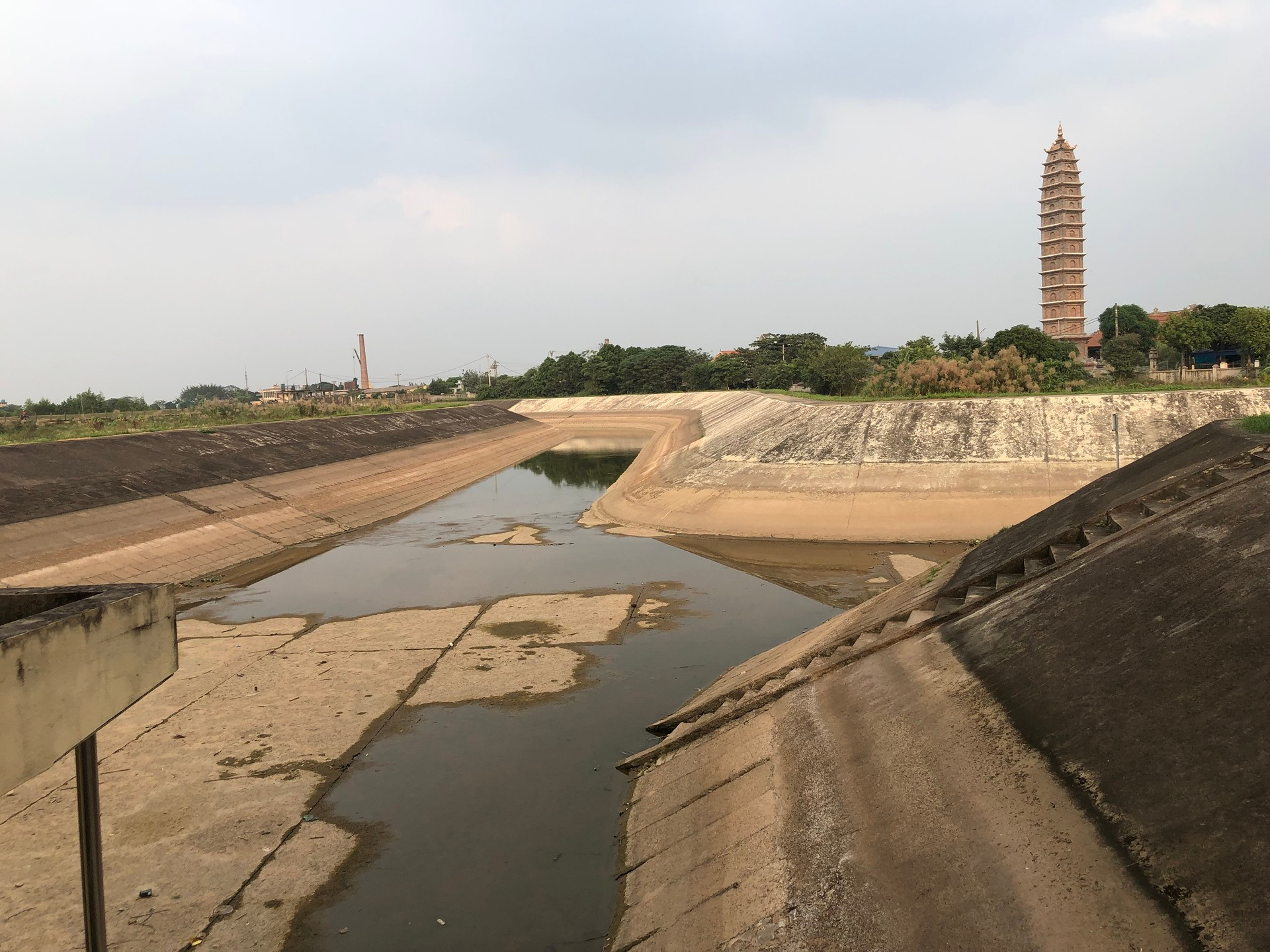 Trạm bơm Hữu Bị, xã Mỹ Phúc, huyện Mỹ Lộc, tỉnh Nam Định. Trạm bơm Hữu Bị, xã Mỹ Phúc, huyện Mỹ Lộc, tỉnh Nam Định.
