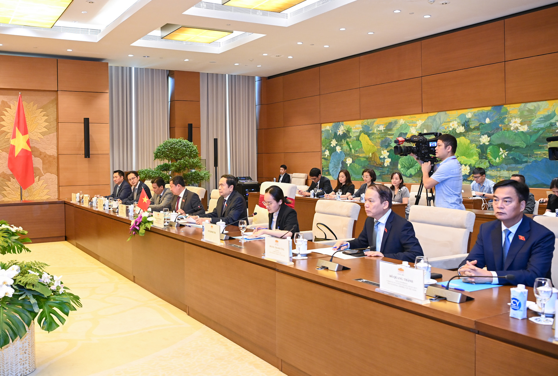 [Ảnh] Chủ tịch Quốc hội Trần Thanh Mẫn tiếp Tổng thống đắc cử Indonesia Prabowo Subianto ảnh 2