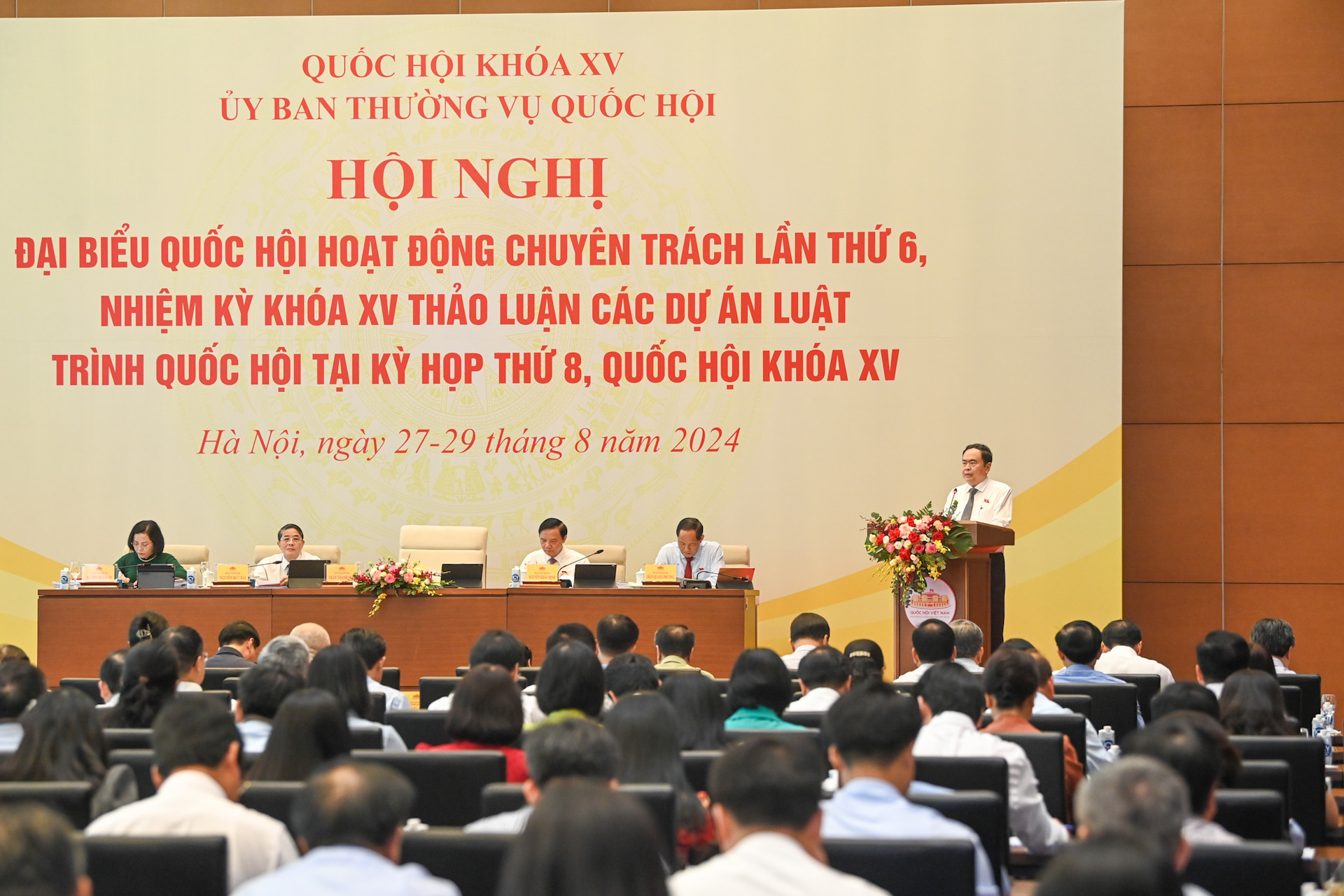 [Ảnh] Chủ tịch Quốc hội chủ trì Hội nghị đại biểu Quốc hội hoạt động chuyên trách lần thứ 6