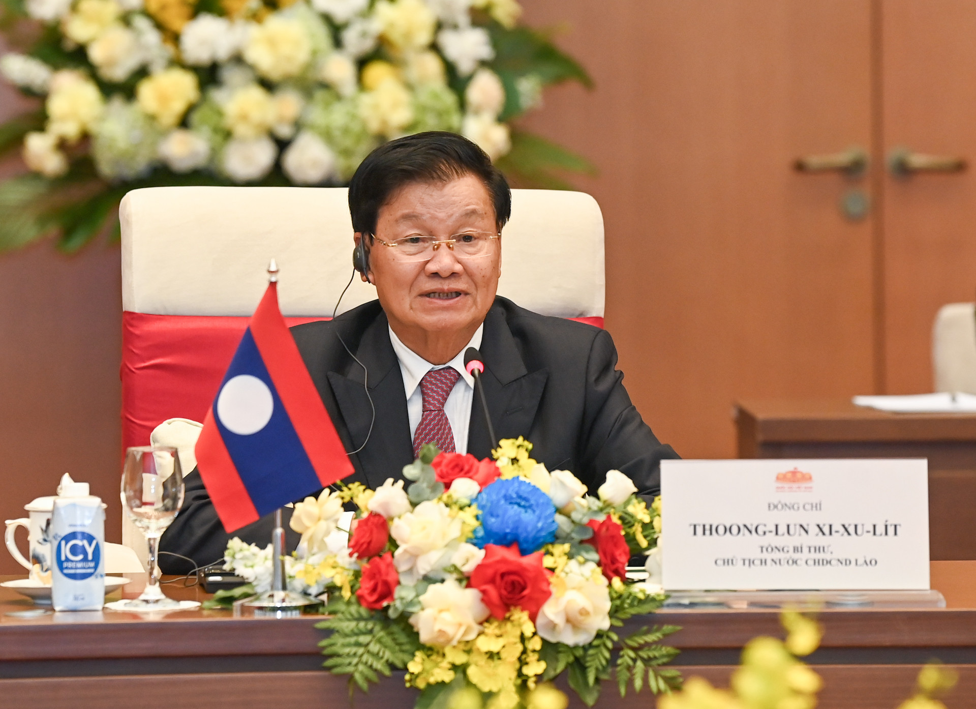 Tổng Bí thư, Chủ tịch nước Lào Thongloun Sisoulith phát biểu tại hội kiến.