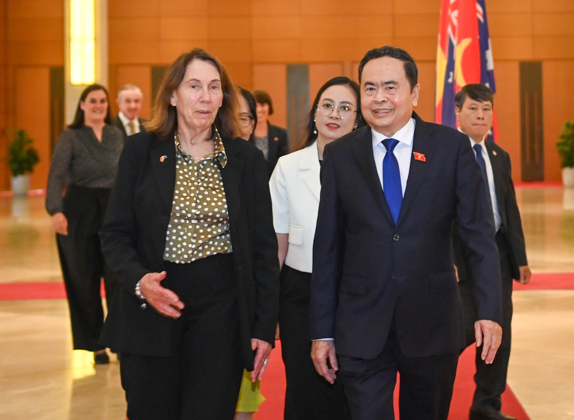 Chủ tịch Quốc hội Trần Thanh Mẫn trao đổi với Chủ tịch Thượng viện Australia Sue Lines.