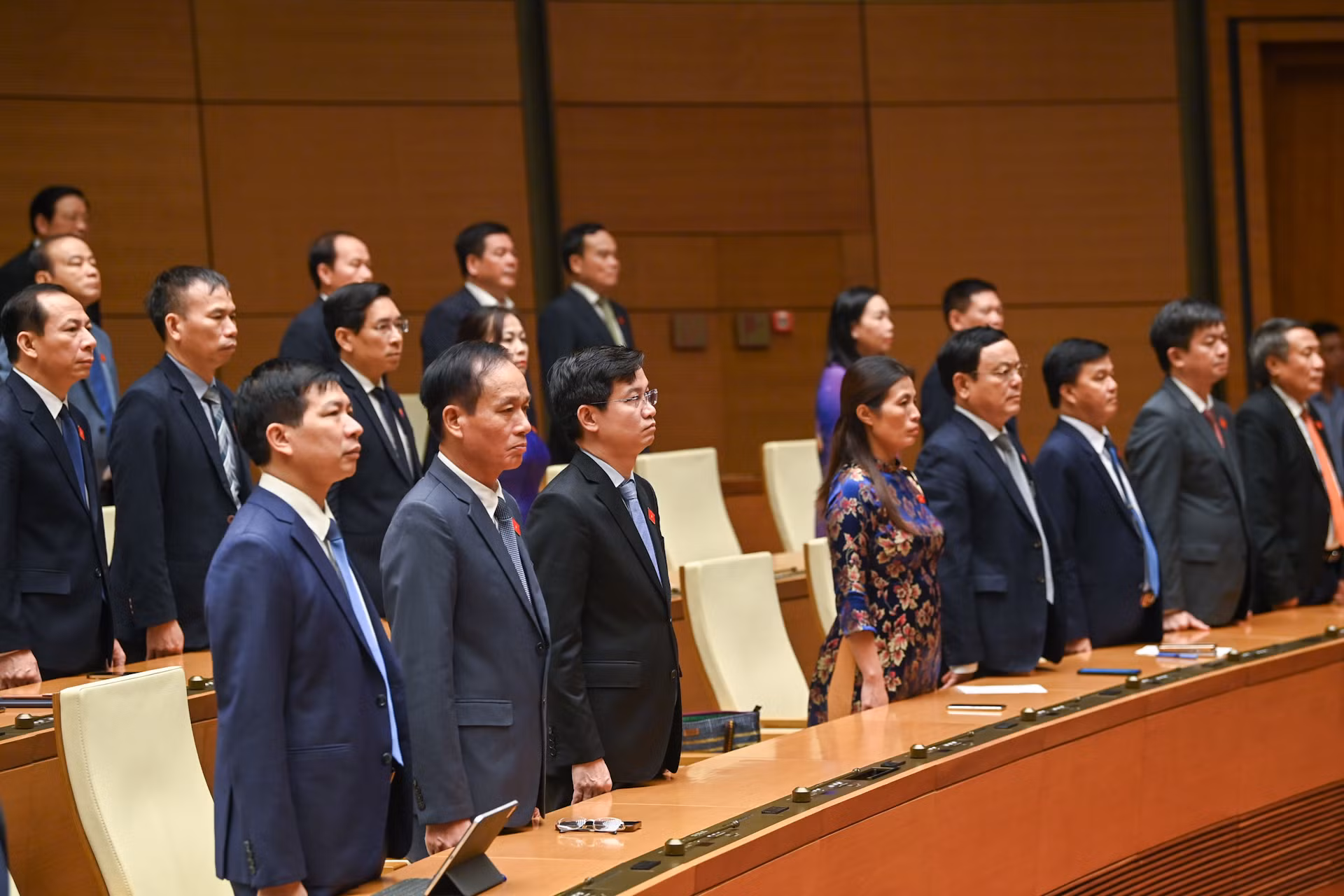 Các đại biểu Quốc hội chứng kiến nghi lễ tuyên thệ nhậm chức của Chánh án Toà án nhân dân tối cao Lê Minh Trí.