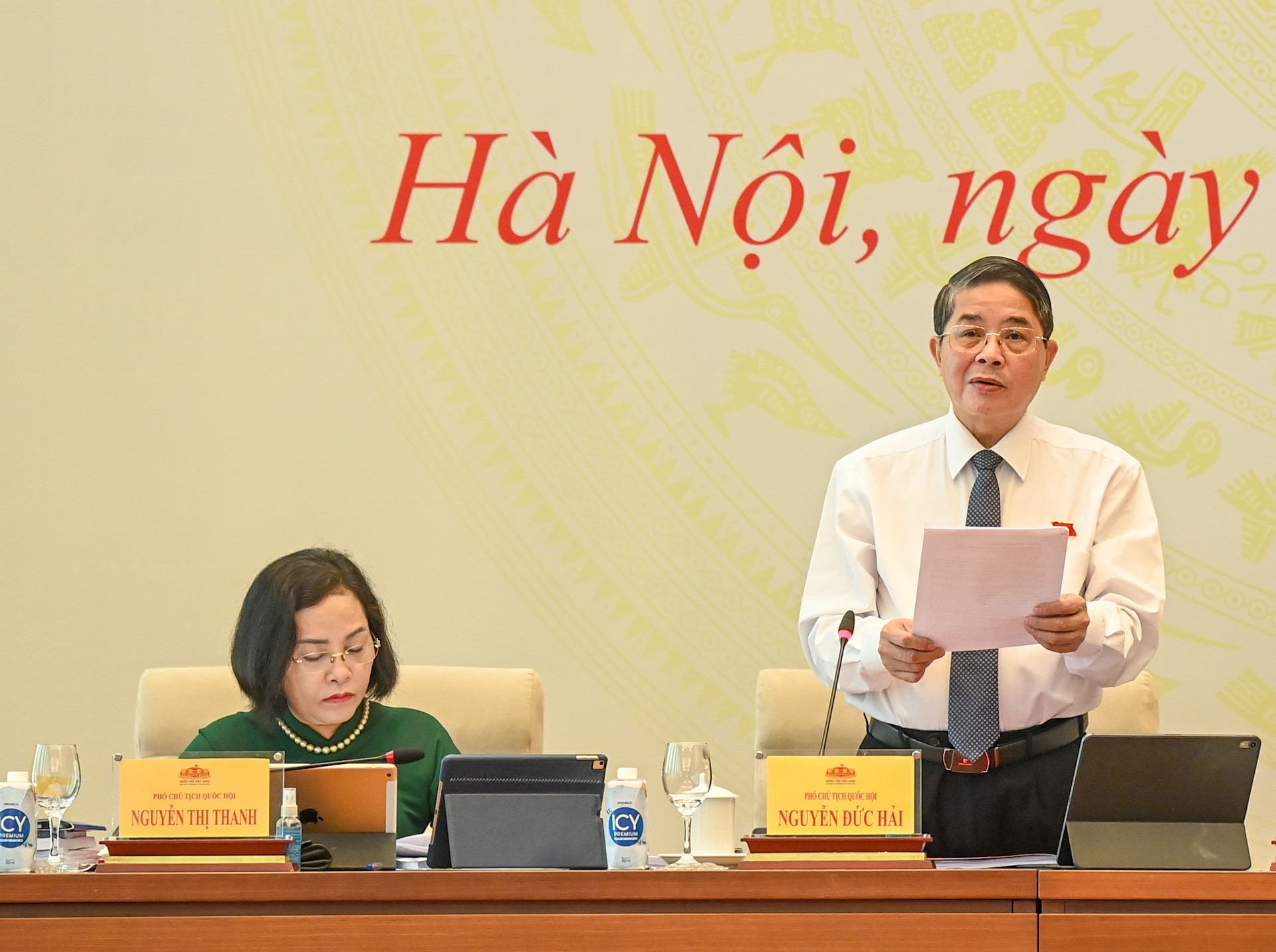 Phó Chủ tịch Quốc hội Nguyễn Đức Hải điều hành nội dung thảo luận về dự án Luật Quy hoạch đô thị và nông thôn.