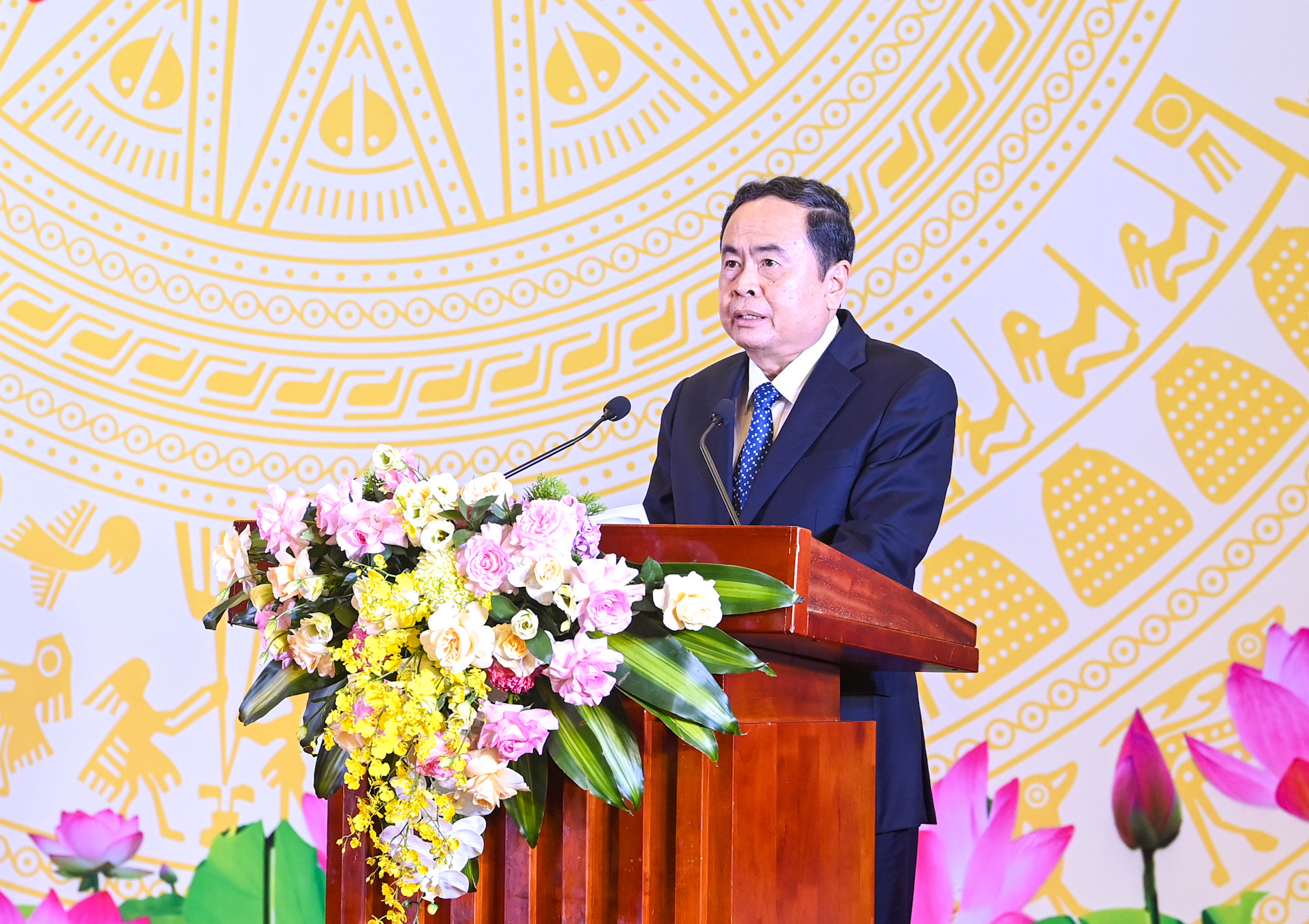 Chủ tịch Quốc hội Trần Thanh Mẫn phát biểu tại lễ tôn vinh.