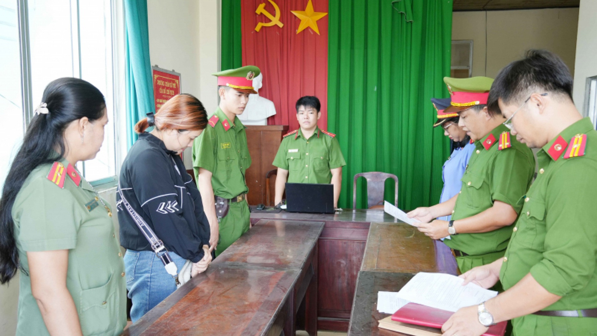 Một đối tượng lừa đảo người muốn đi lao động tại nước ngoài bị Công an tỉnh Hậu Giang khởi tố.