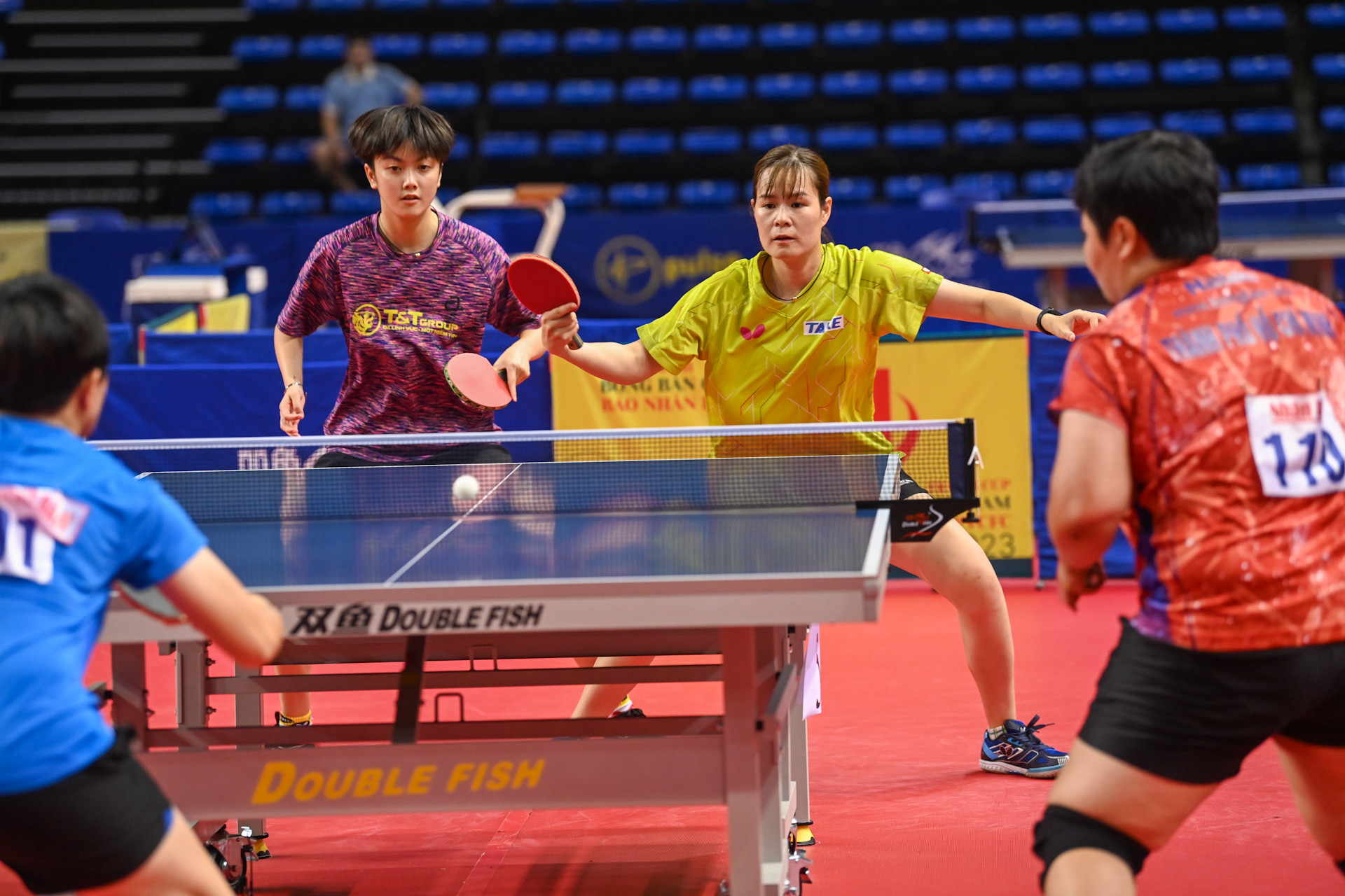 Hai cặp đôi Nguyễn Thị Nga - Trần Mai Ngọc và Mai Hoàng Mỹ Trang - Phan Hoàng Tường Giang đã cống hiến cho khán giả nhiều pha bóng đẹp mắt, gay cấn tại trận chung kết.