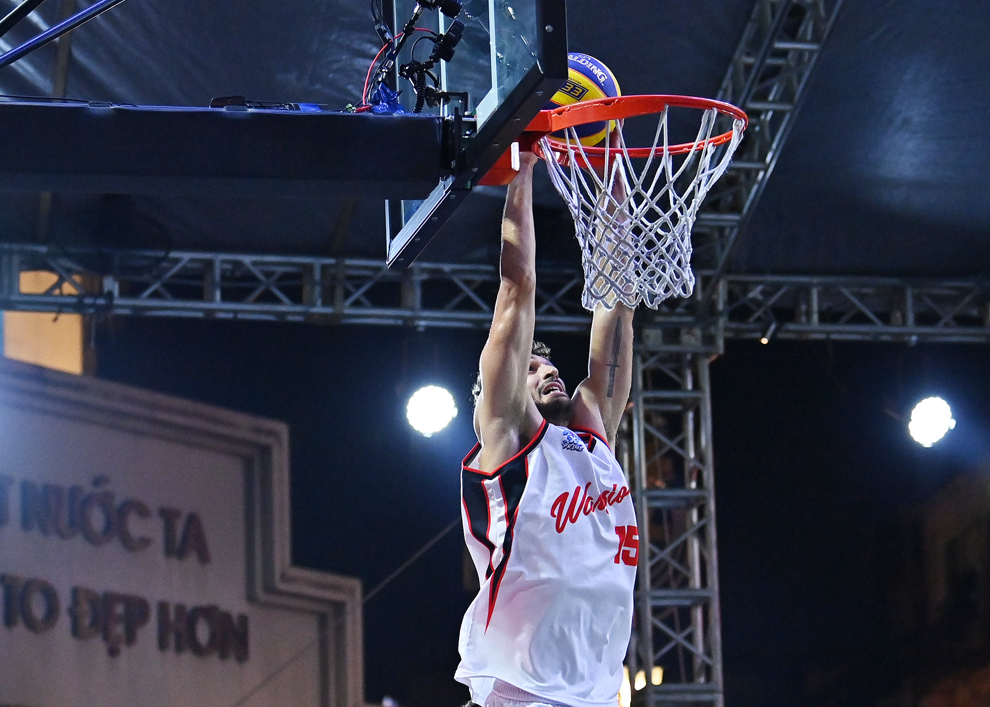 Với sự vượt trội của Jose Antonio Lopez và Carlos Martinez, các đội bóng sẽ phải tính toán chiến thuật rất nhiều để có thể ngăn chặn bộ đôi này ở các chặng thi đấu tiếp theo.