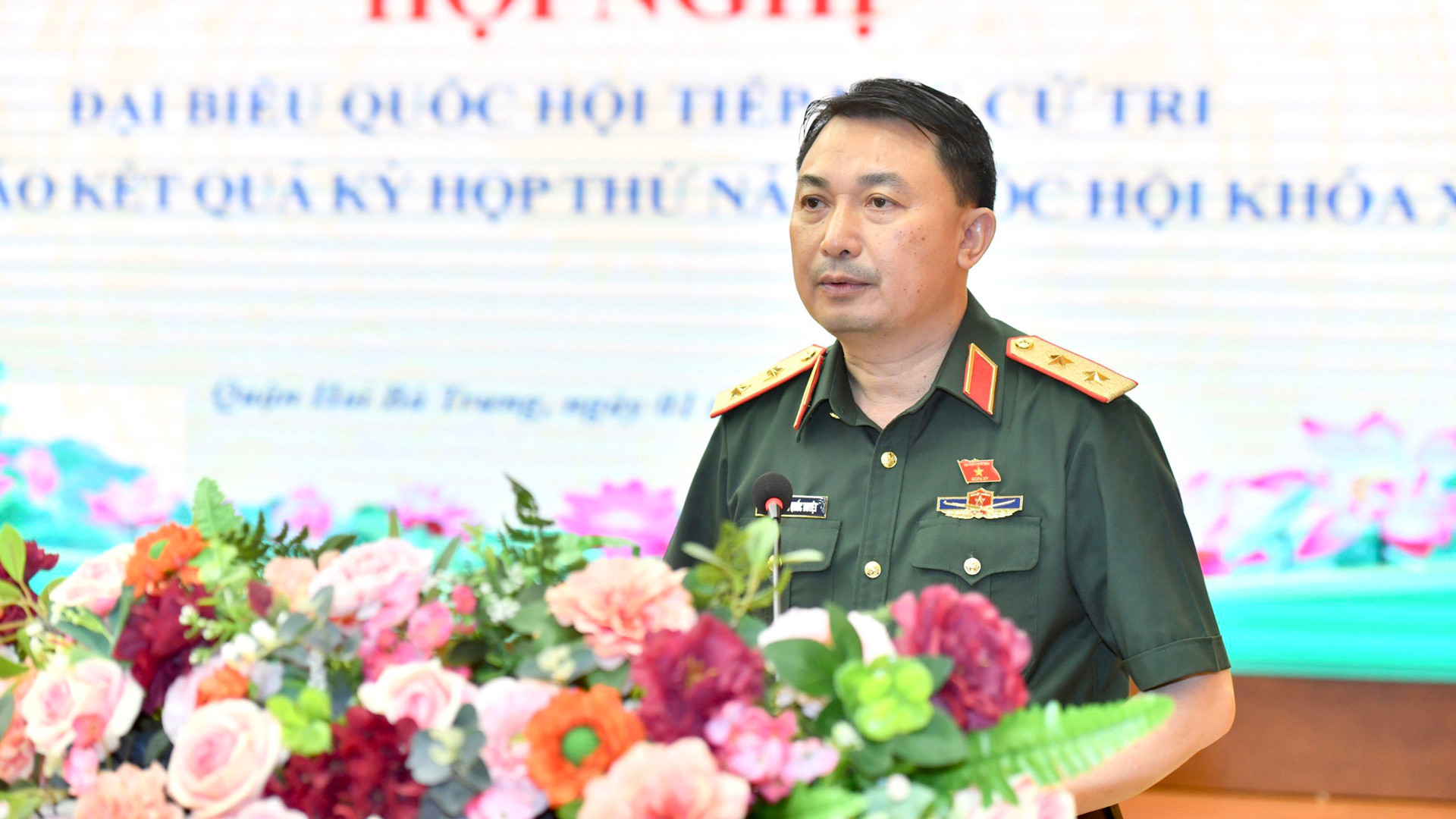 Đại biểu Quốc hội Nguyễn Quốc Duyệt (Ủy viên Ban Thường vụ Thành ủy, Tư lệnh Bộ Tư lệnh Thủ đô Hà Nội) báo cáo kết quả kỳ họp thứ 5, Quốc hội khóa XV.