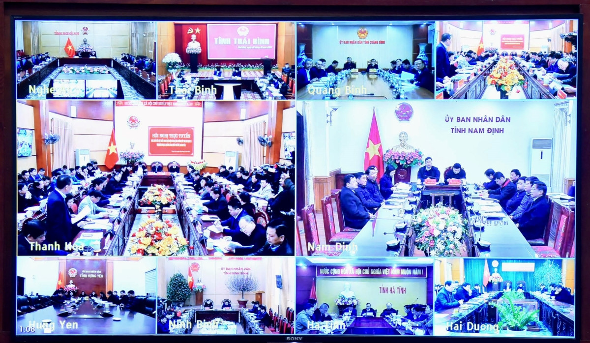 Hội nghị diễn ra trực tiếp và trực tuyến đến tám tỉnh, thành phố.