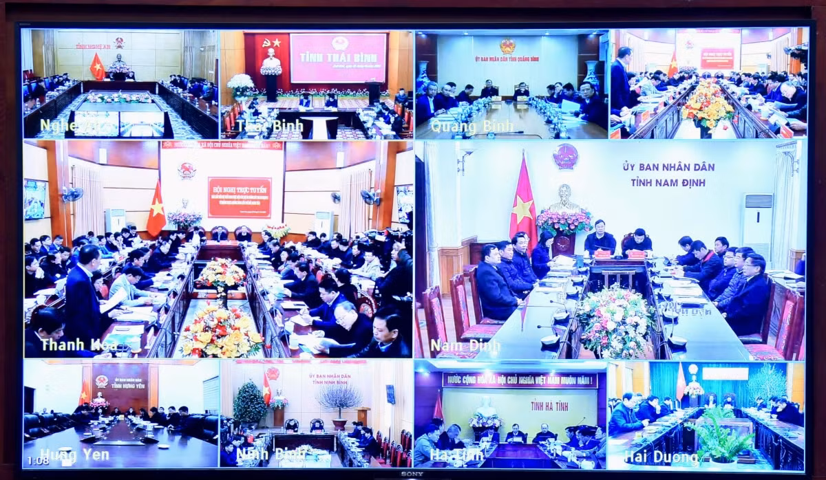 Hội nghị diễn ra trực tiếp và trực tuyến đến tám tỉnh, thành phố.