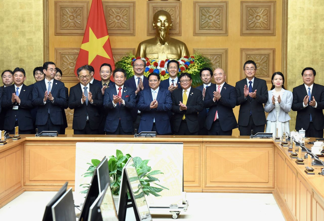 Thủ tướng Phạm Minh Chính với Đoàn đại biểu Ủy ban Kinh tế Nhật-Việt.