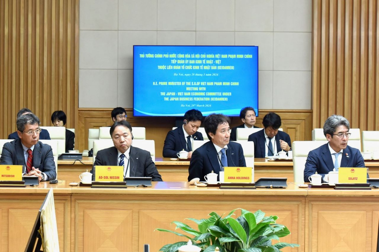 Lãnh đạo các tập đoàn hàng đầu của Nhật Bản dự buổi tiếp.