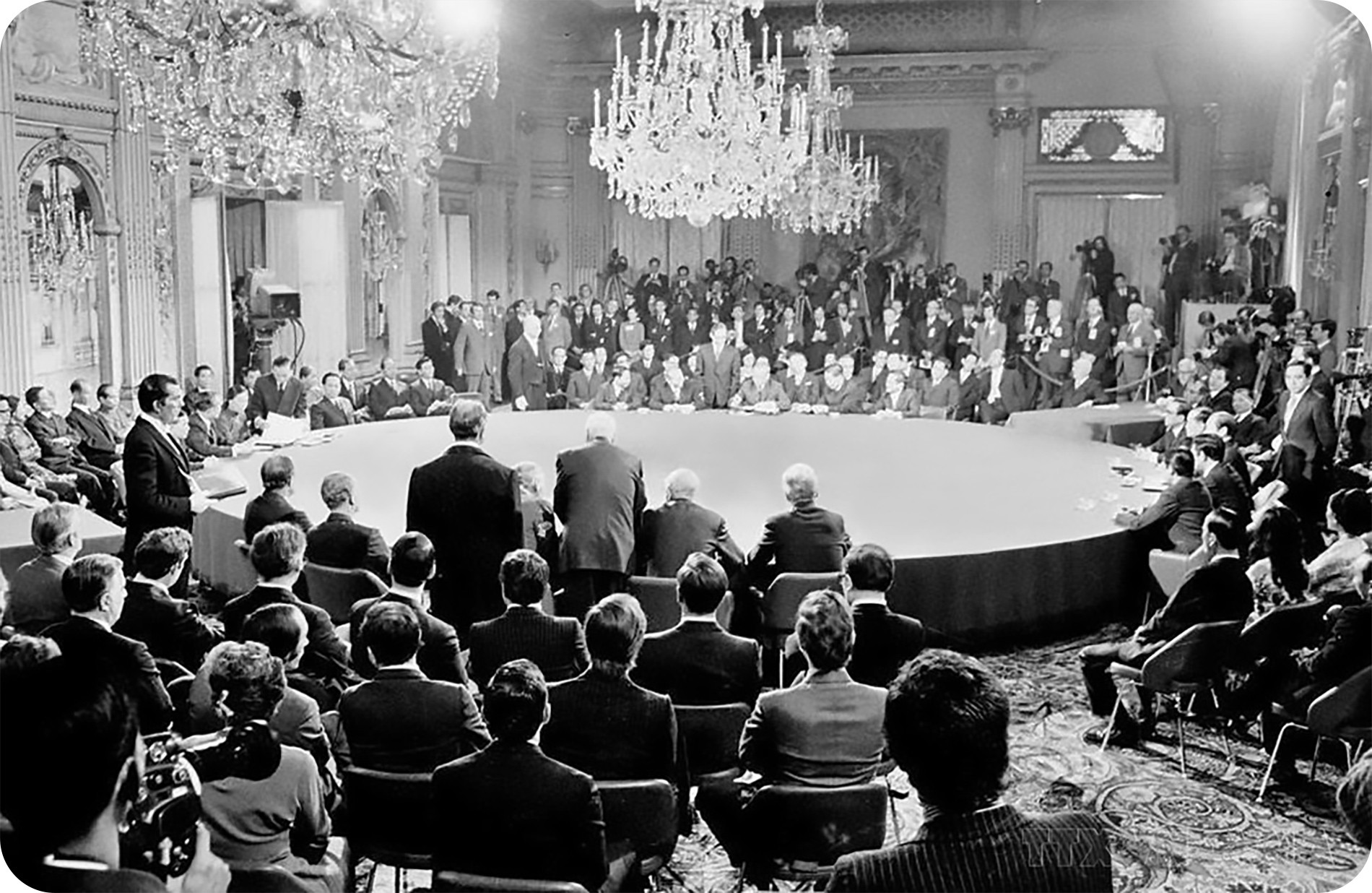 Lễ ký Hiệp định về chấm dứt chiến tranh, lập lại hòa bình ở Việt Nam, ngày 27/1/1973. (Ảnh: TTXVN)