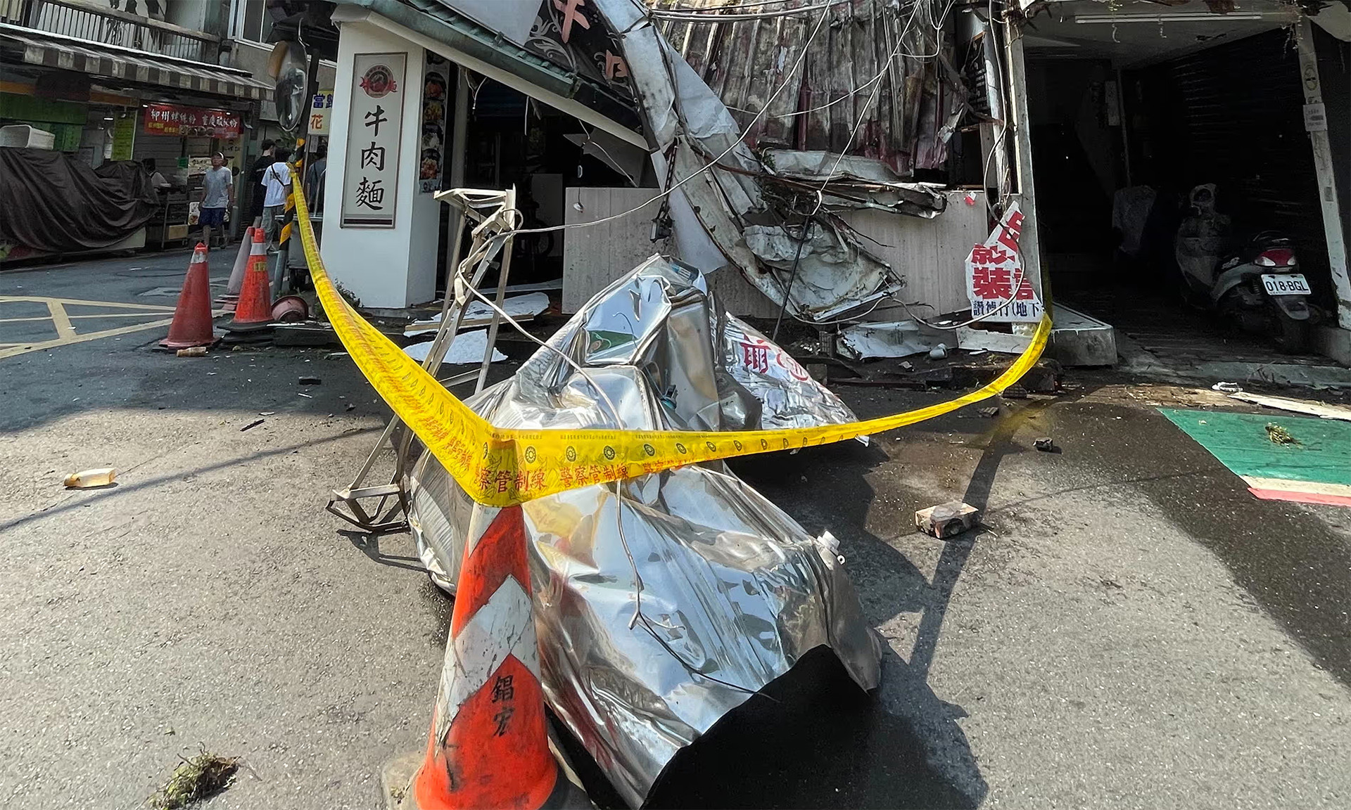 Khu vực này bị phong tỏa sau khi xảy ra động đất. (Ảnh: Getty Images) Khu vực này bị phong tỏa sau khi xảy ra động đất. (Ảnh: Getty Images)