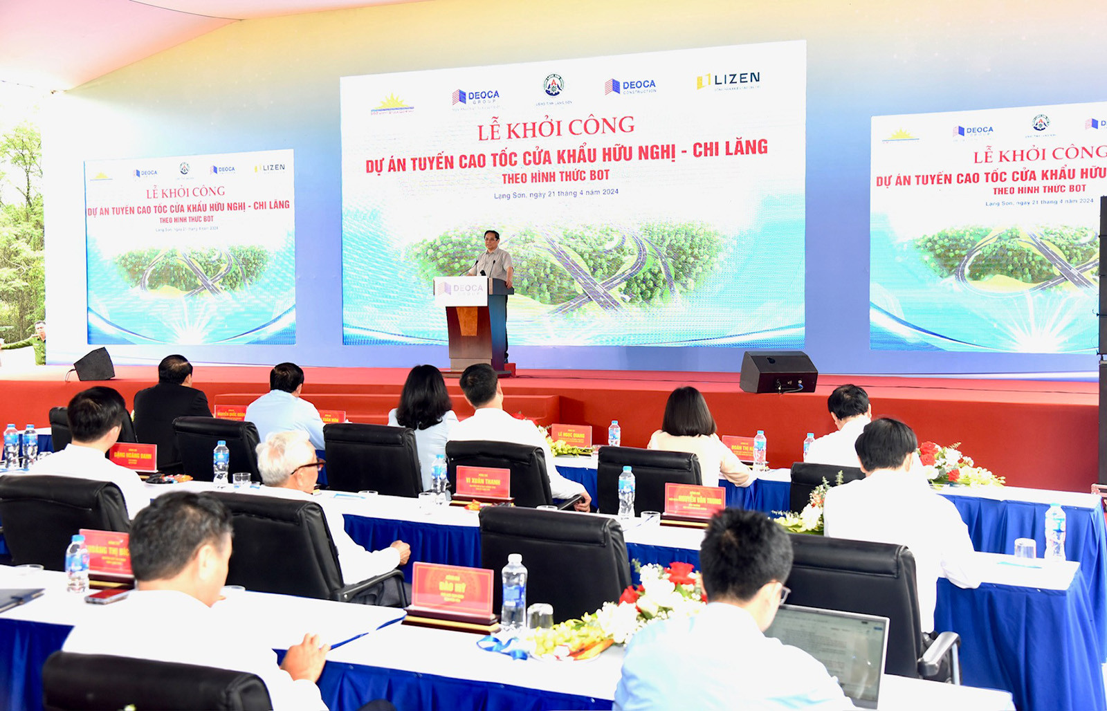 Quang cảnh buổi lễ.