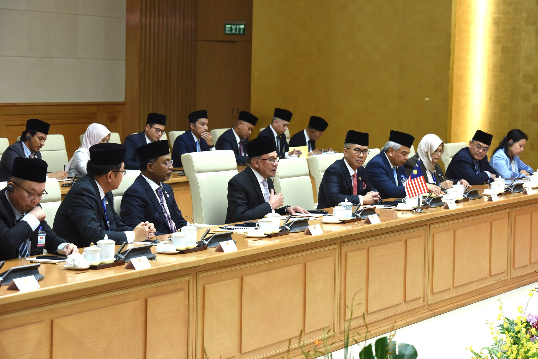 Thủ tướng Malaysia Anwar Ibrahim và các thành viên Chính phủ.