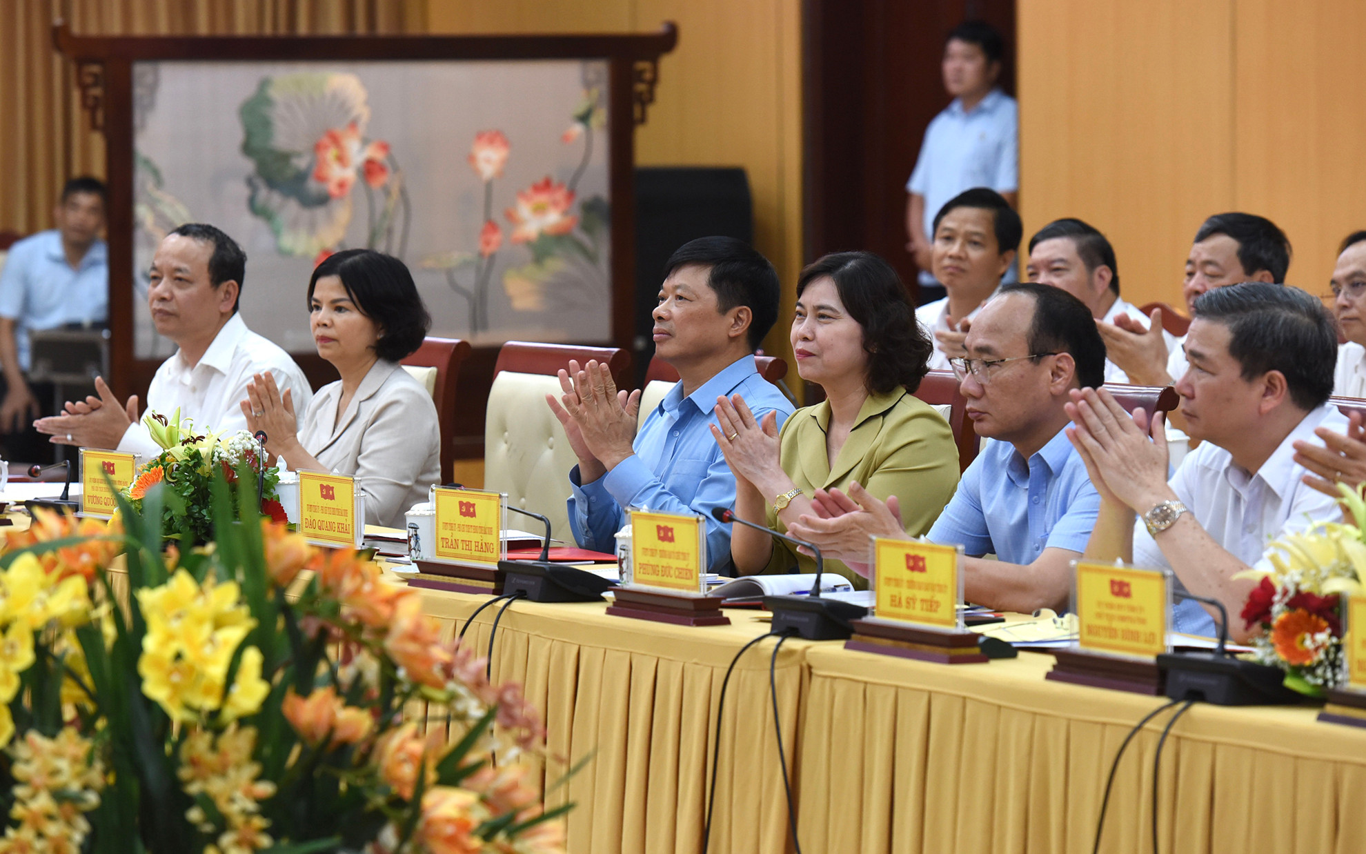 Lãnh đạo chủ chốt tỉnh Bắc Ninh tham dự buổi làm việc.