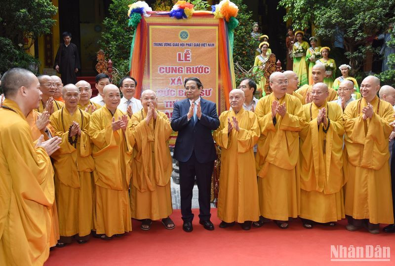 Thủ tướng Phạm Minh Chính chúc mừng Giáo hội Phật giáo Việt Nam nhân dịp Đại lễ Phật đản 2023 - Dương lịch 2023.