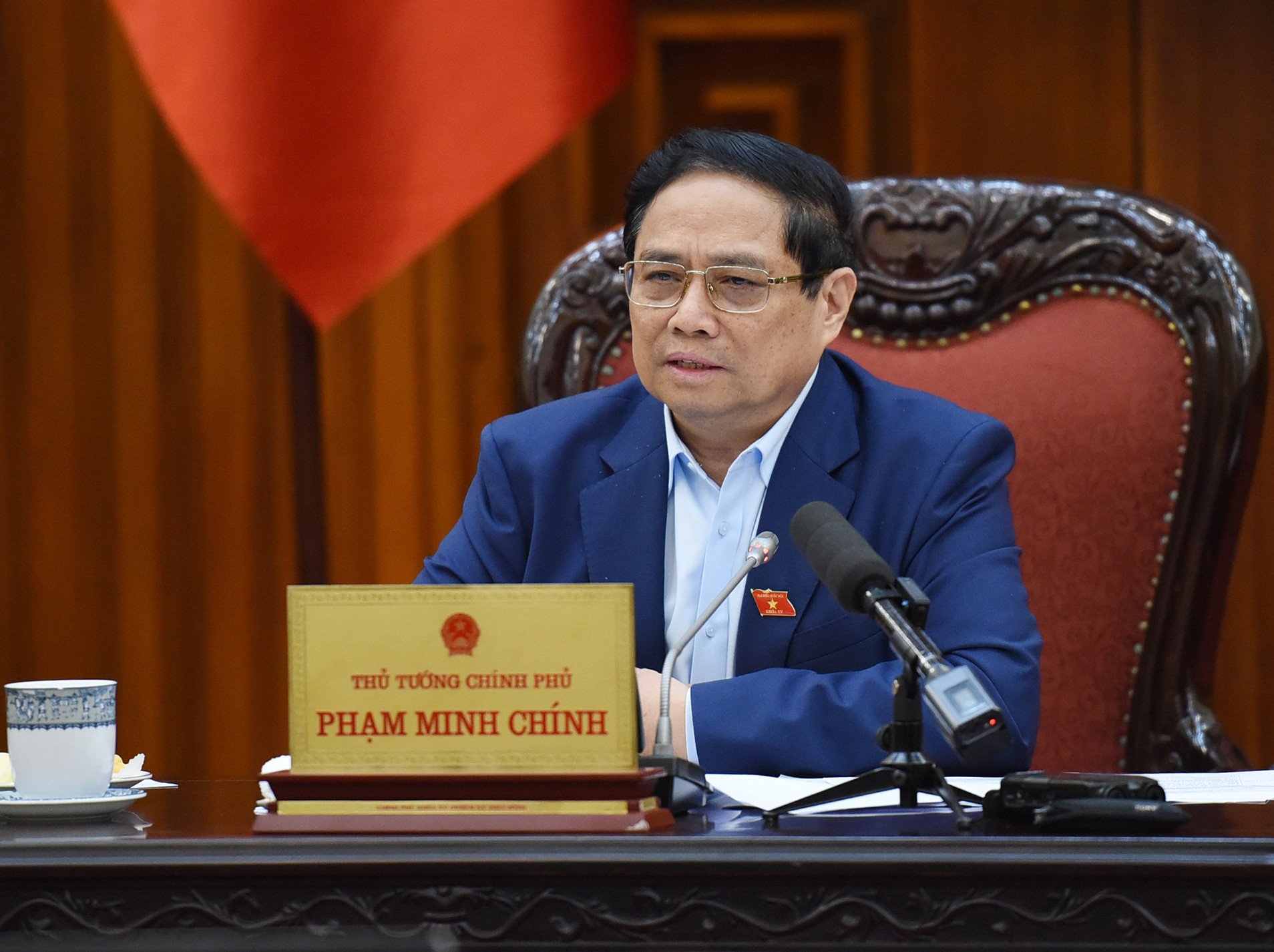 Thủ tướng Phạm Minh Chính phát biểu ý kiến tại cuộc họp.