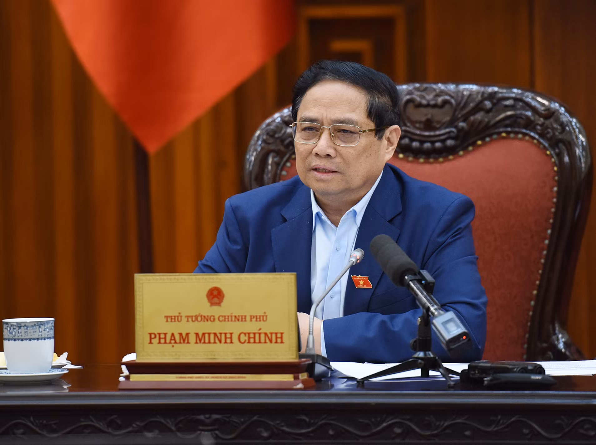 Thủ tướng Phạm Minh Chính phát biểu ý kiến tại cuộc họp.