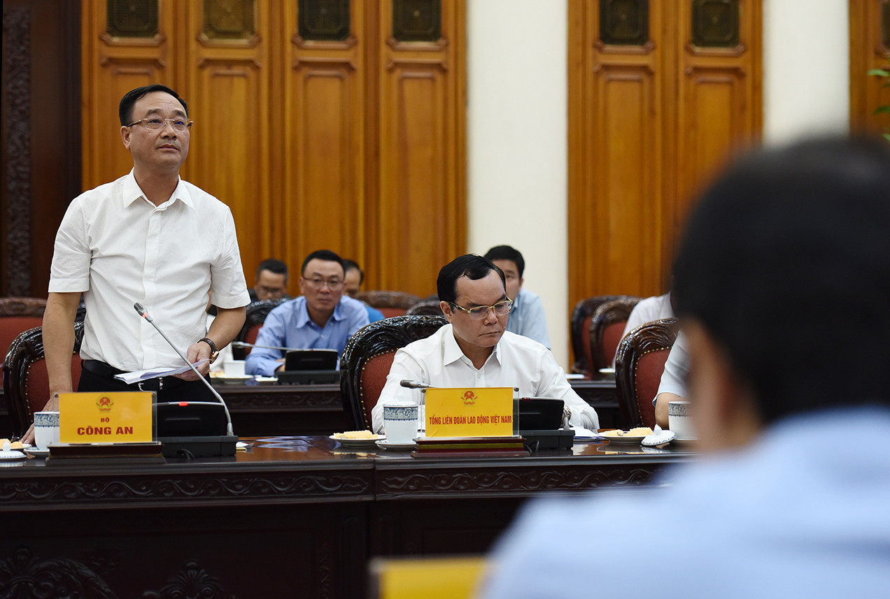 Đại diện lãnh đạo Bộ Công an phát biểu.