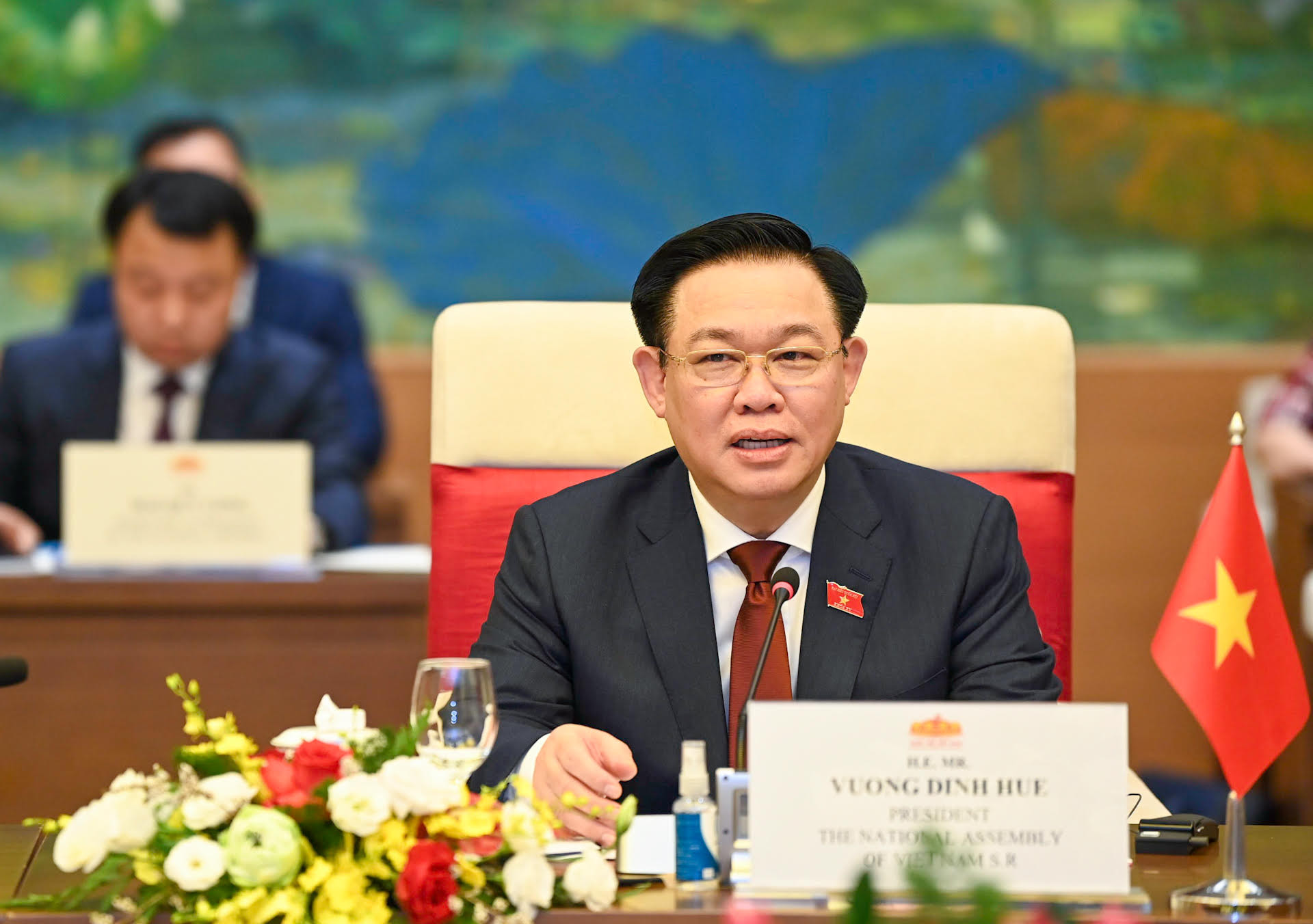 Chủ tịch Quốc hội Vương Đình Huệ phát biểu tại buổi hội kiến.